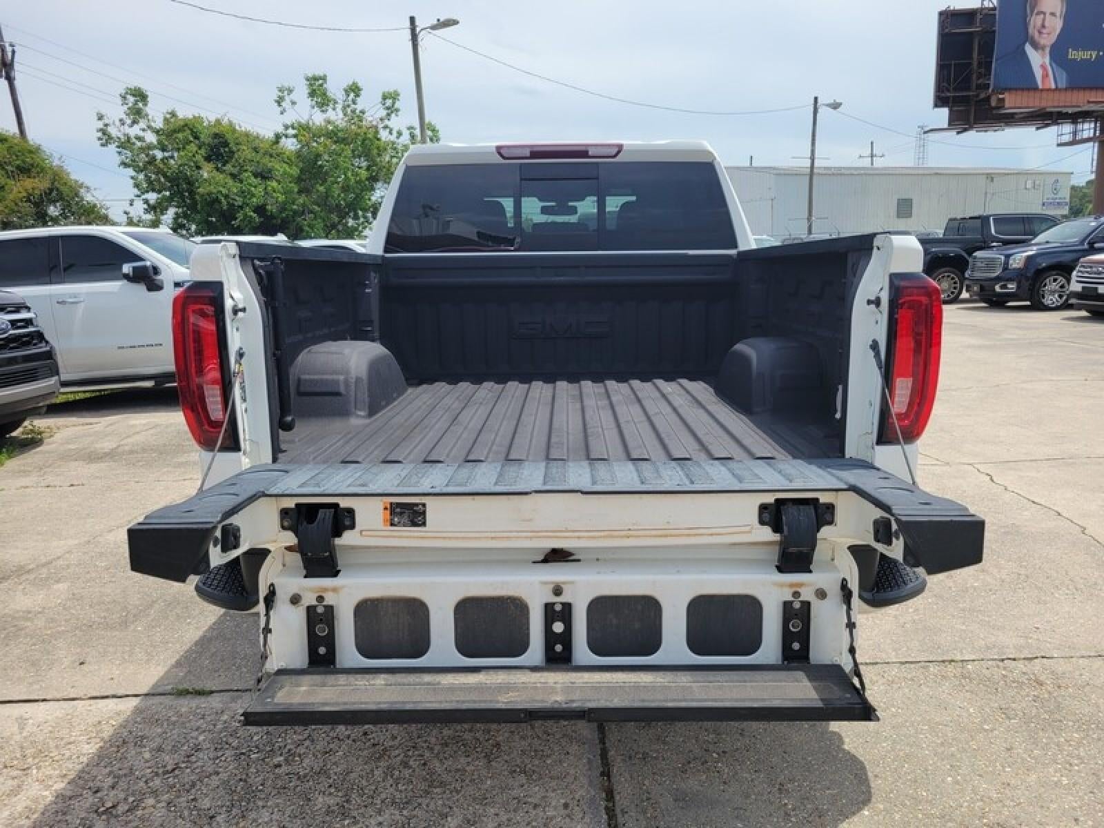 2022 GMC Sierra 1500 Limited SLT