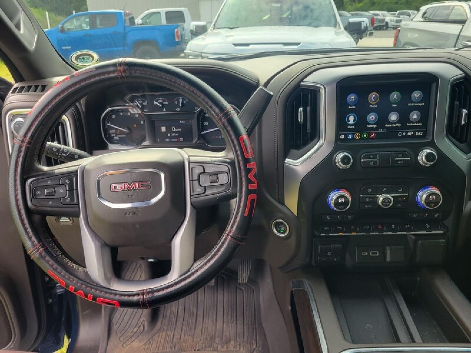2021 GMC Sierra 1500 SLT