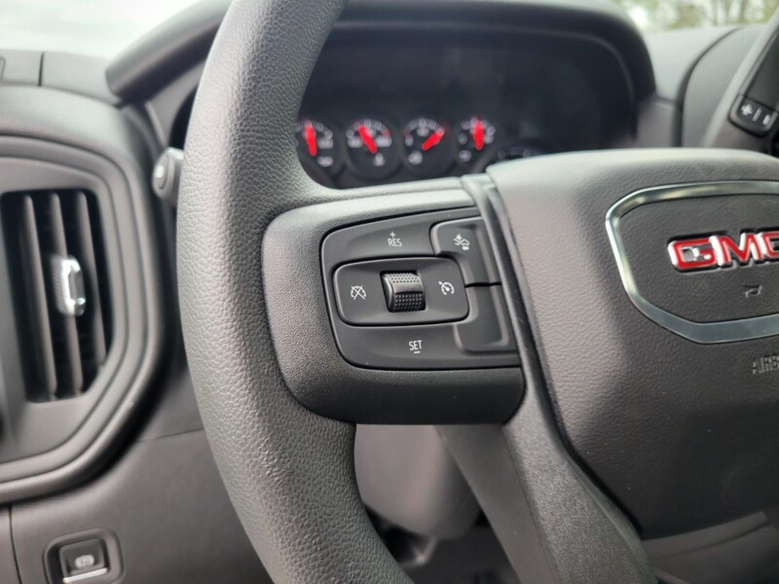 2026 GMC Sierra 1500 Crew Cab Short Box 4-Wheel Drive Pro