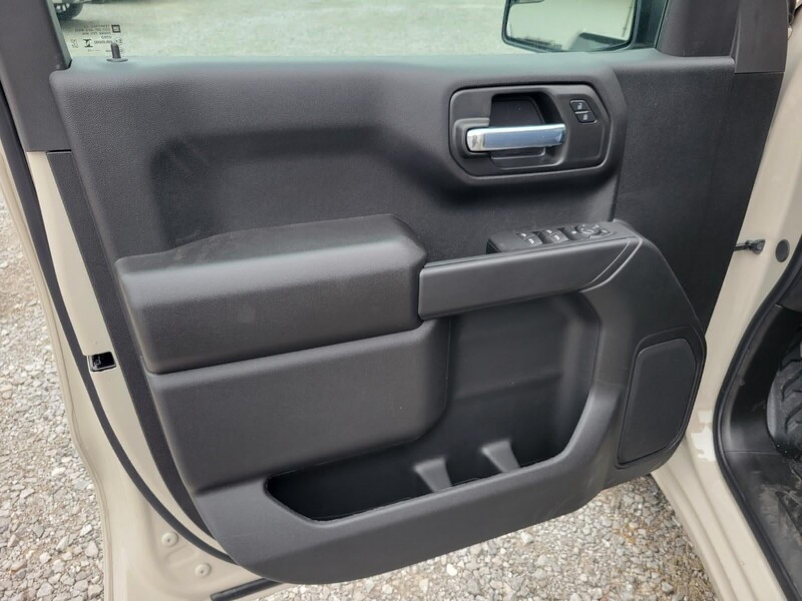 2026 GMC Sierra 1500 Crew Cab Short Box 4-Wheel Drive Pro