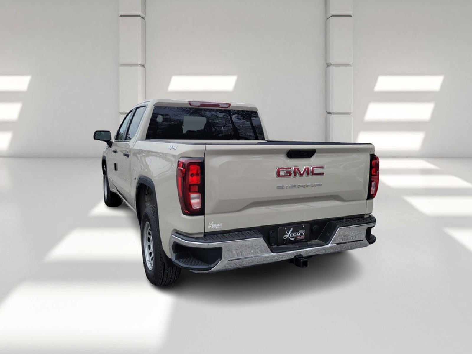 2026 GMC Sierra 1500 Crew Cab Short Box 4-Wheel Drive Pro