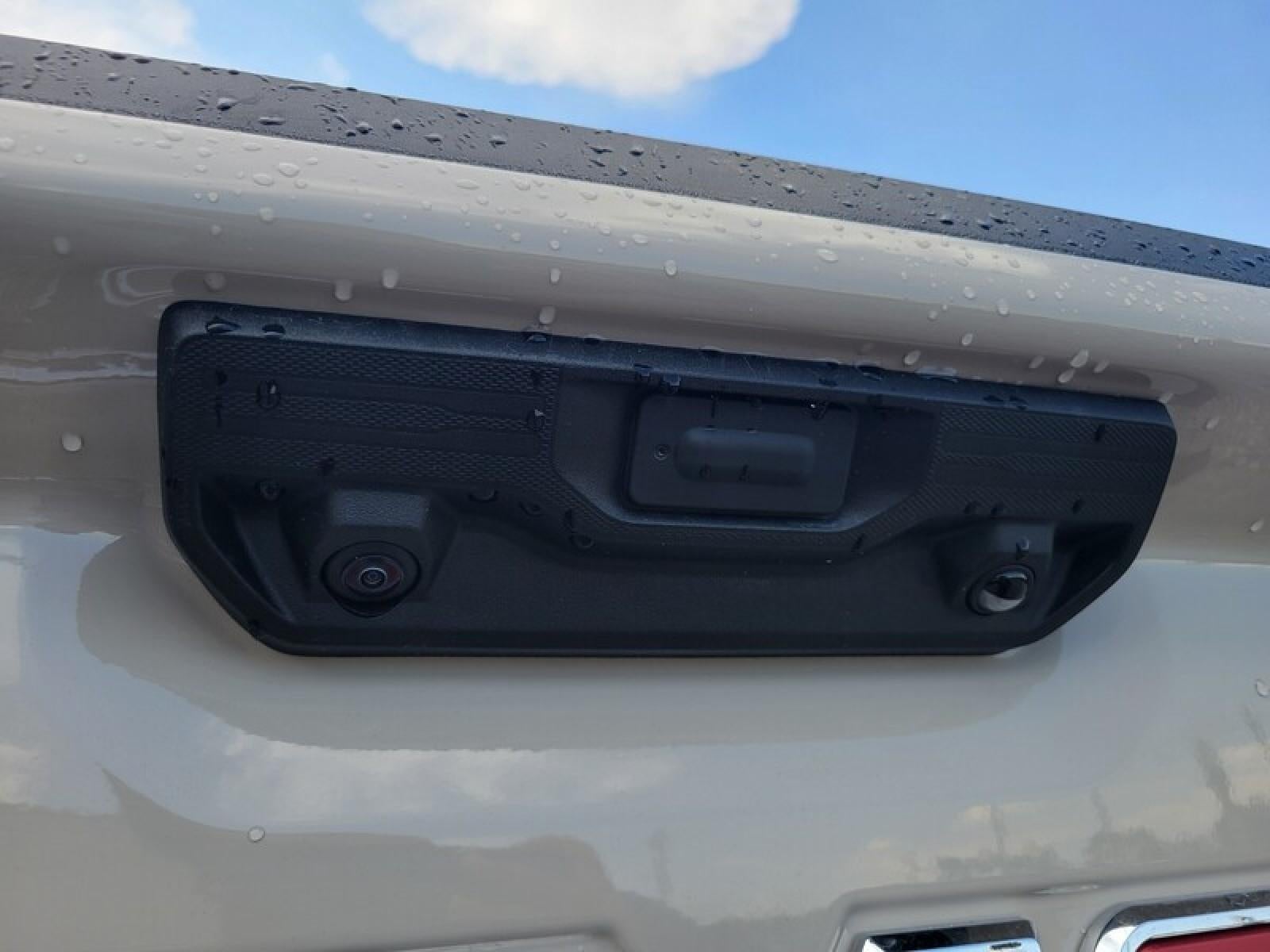 2026 GMC Sierra 1500 Pro - Photo 7