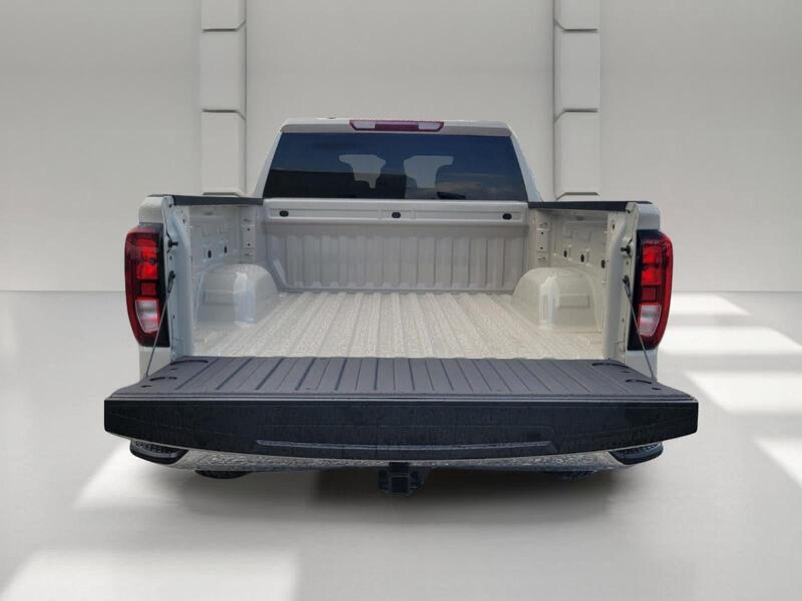 2026 GMC Sierra 1500 Crew Cab Short Box 4-Wheel Drive Pro