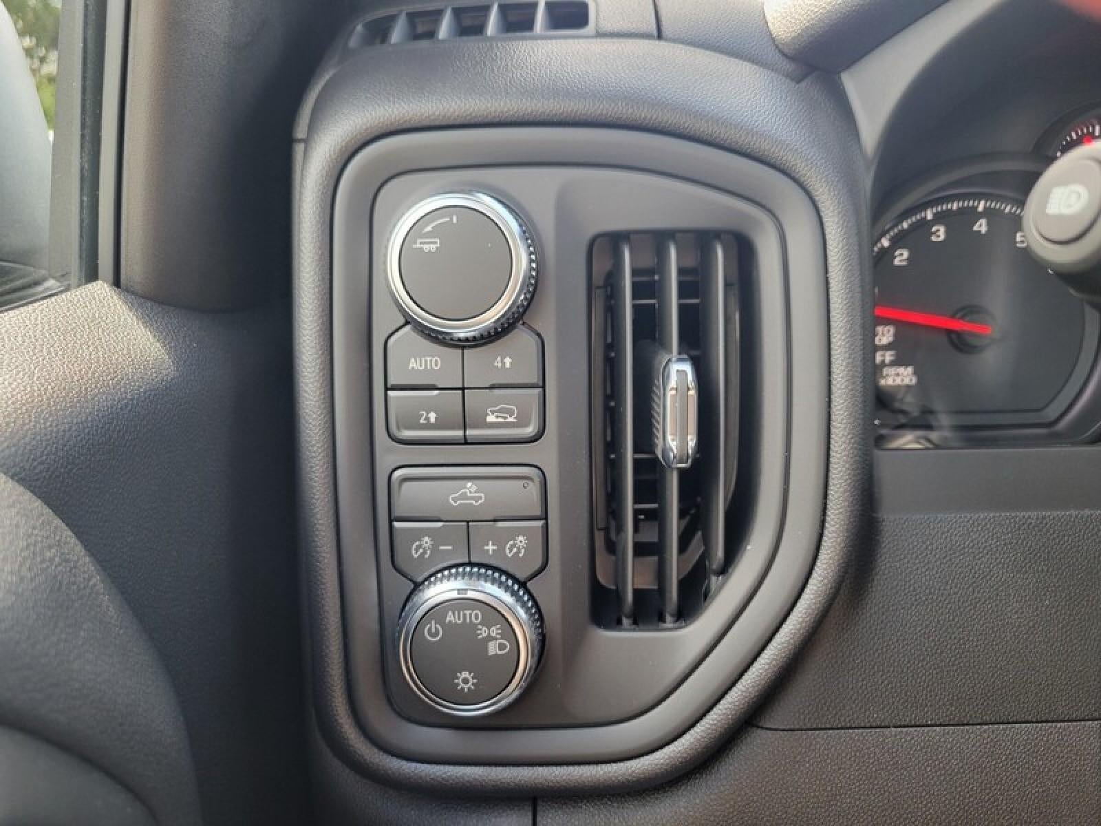 2026 GMC Sierra 1500 Crew Cab Short Box 4-Wheel Drive Pro
