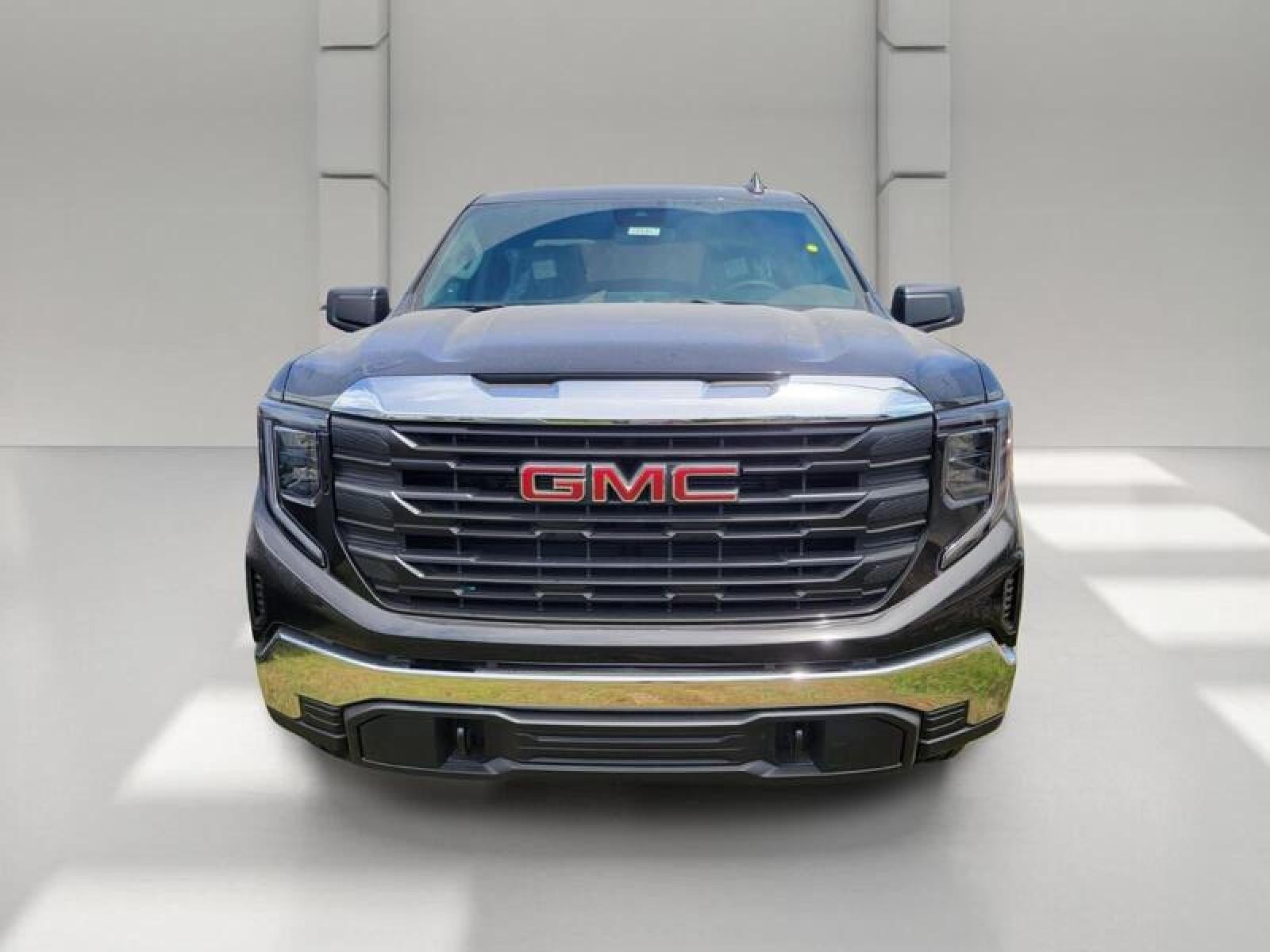 2026 GMC Sierra 1500 Crew Cab Short Box 4-Wheel Drive Pro