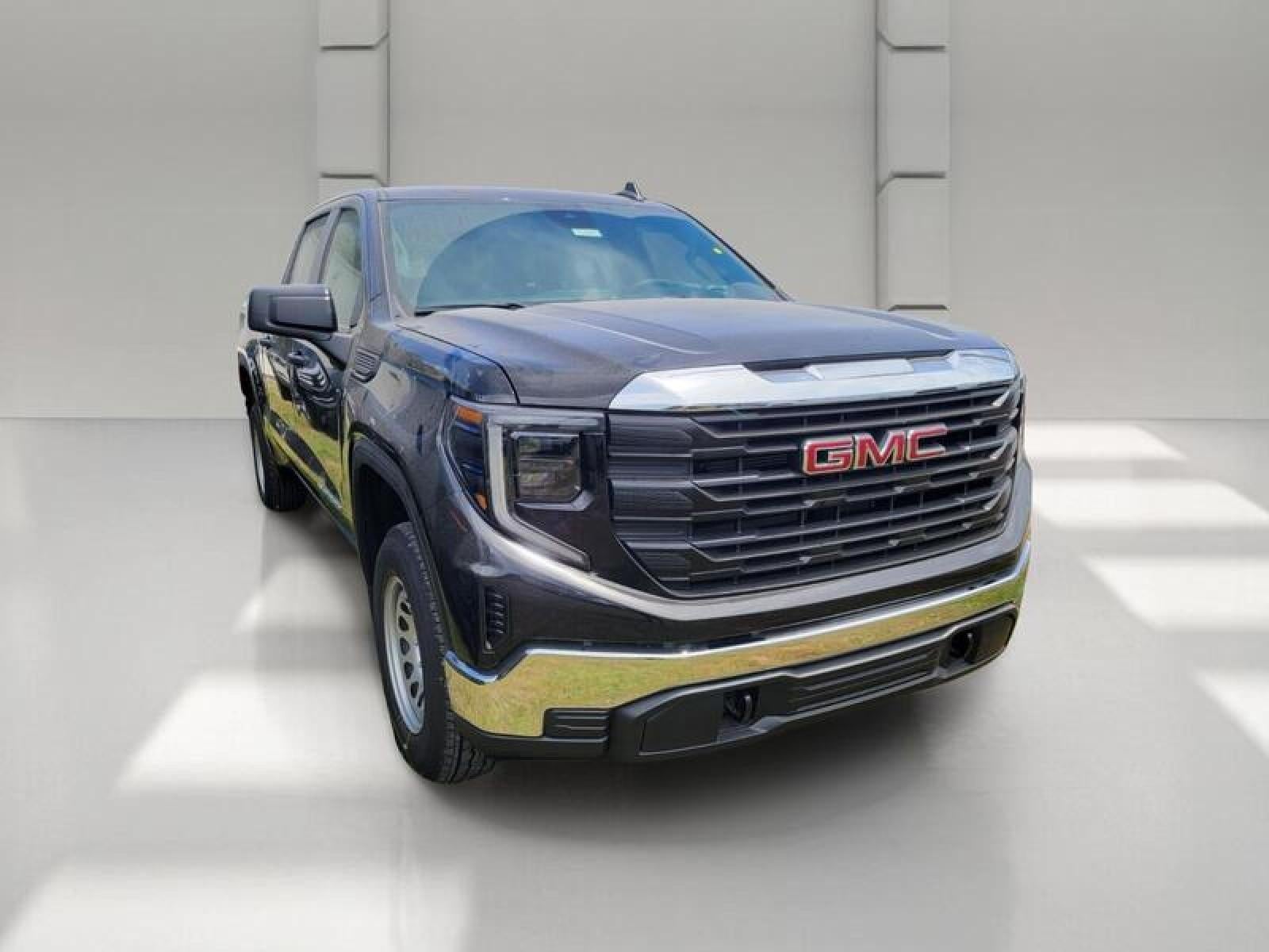2026 GMC Sierra 1500 Crew Cab Short Box 4-Wheel Drive Pro