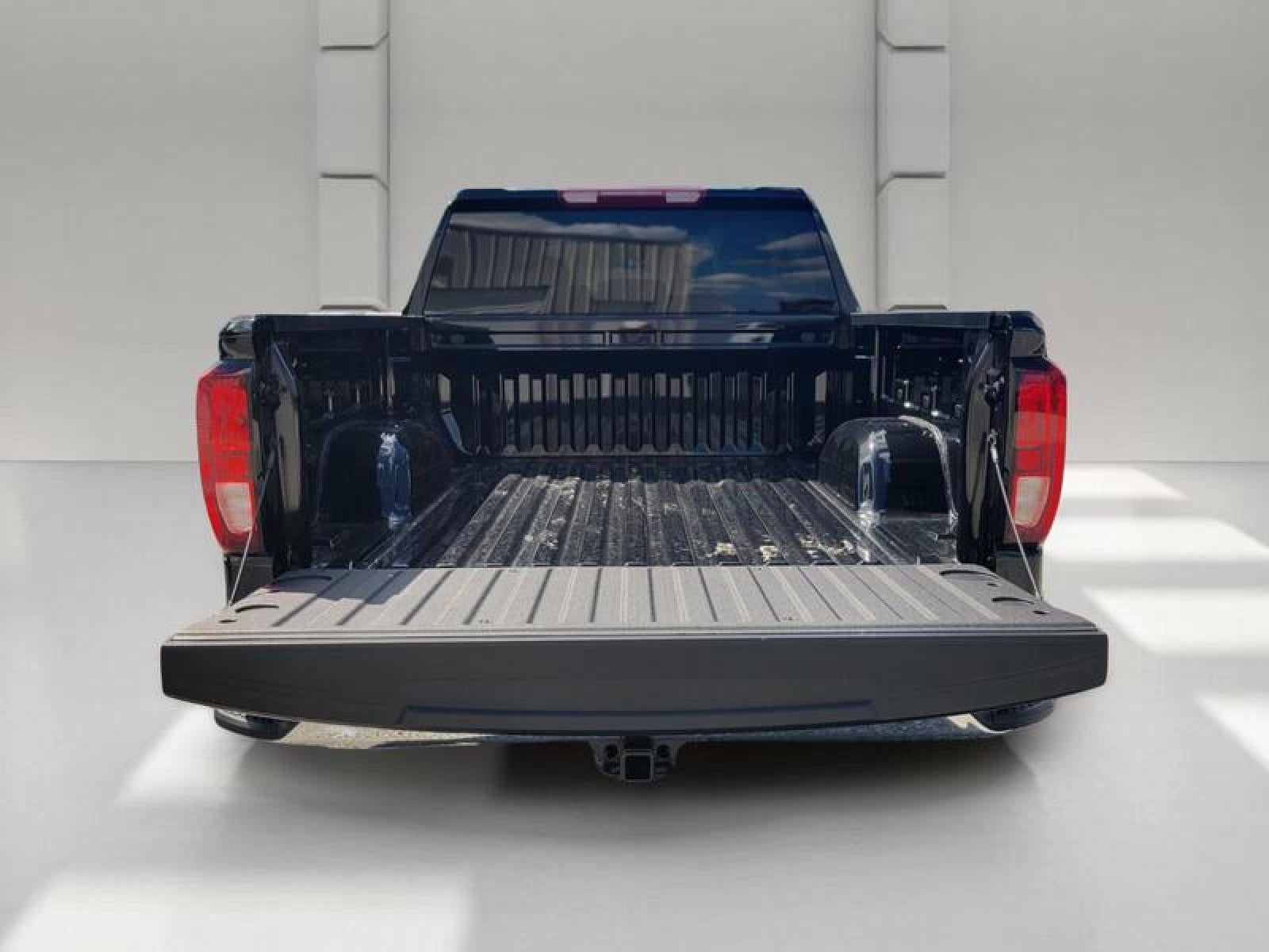 2026 GMC Sierra 1500 Crew Cab Short Box 4-Wheel Drive Pro