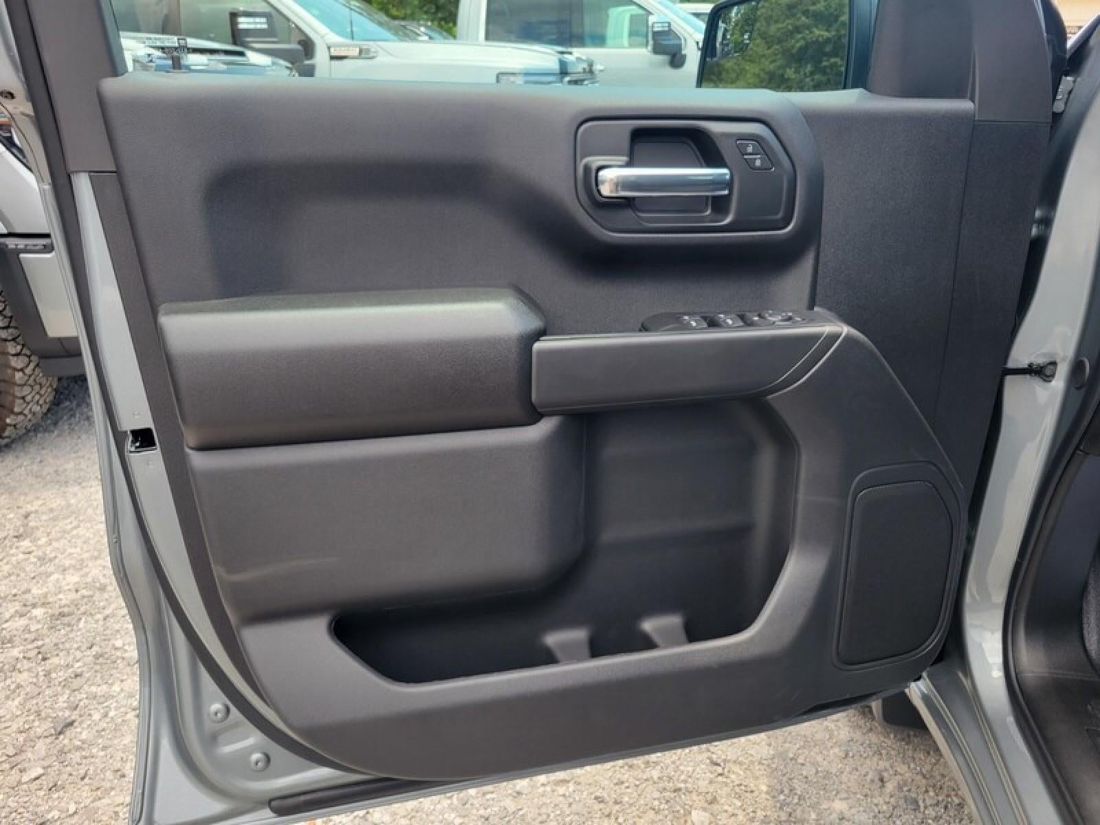 2026 GMC Sierra 1500 Crew Cab Short Box 4-Wheel Drive Pro