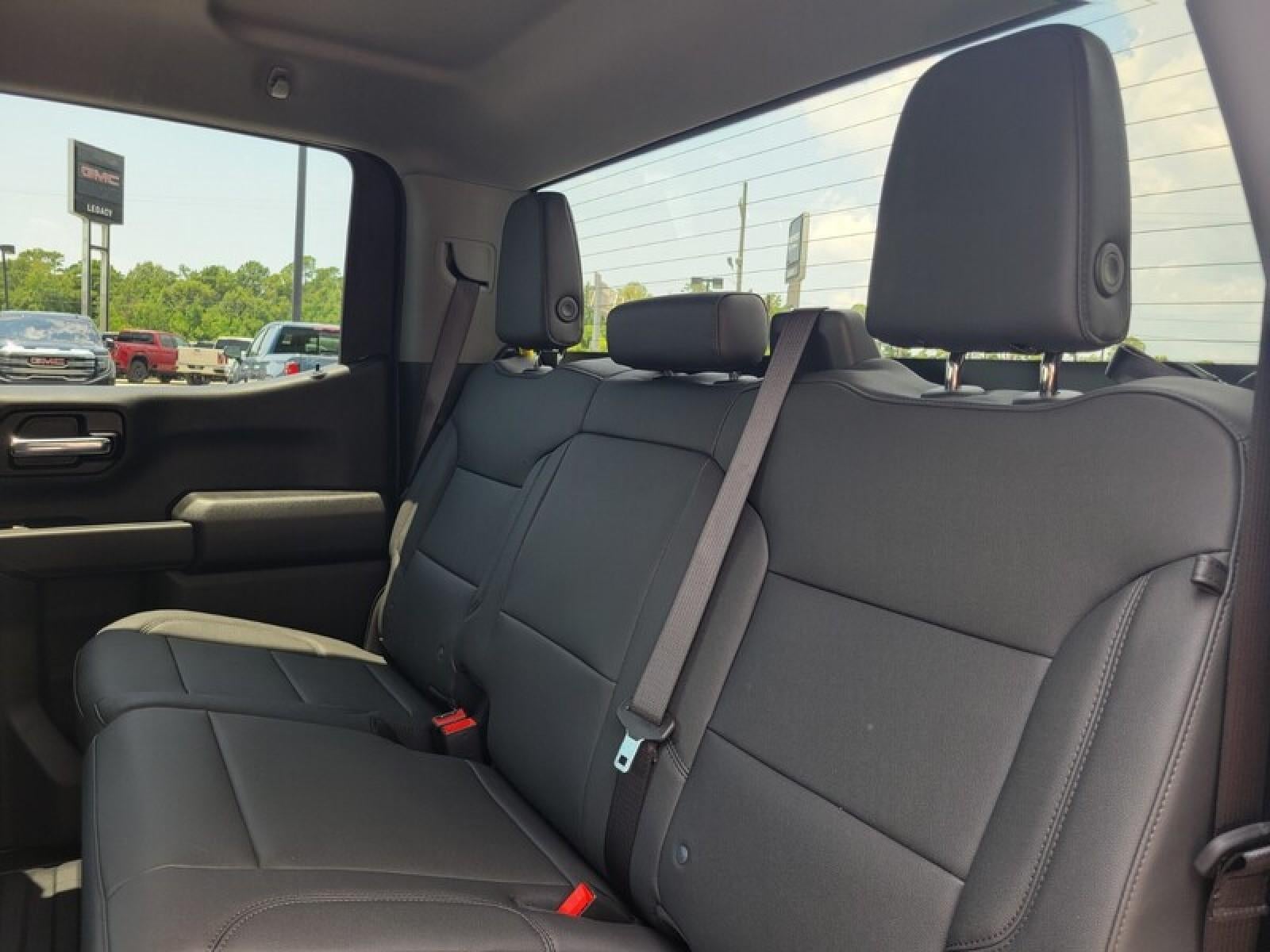 2026 GMC Sierra 1500 Crew Cab Short Box 4-Wheel Drive Pro