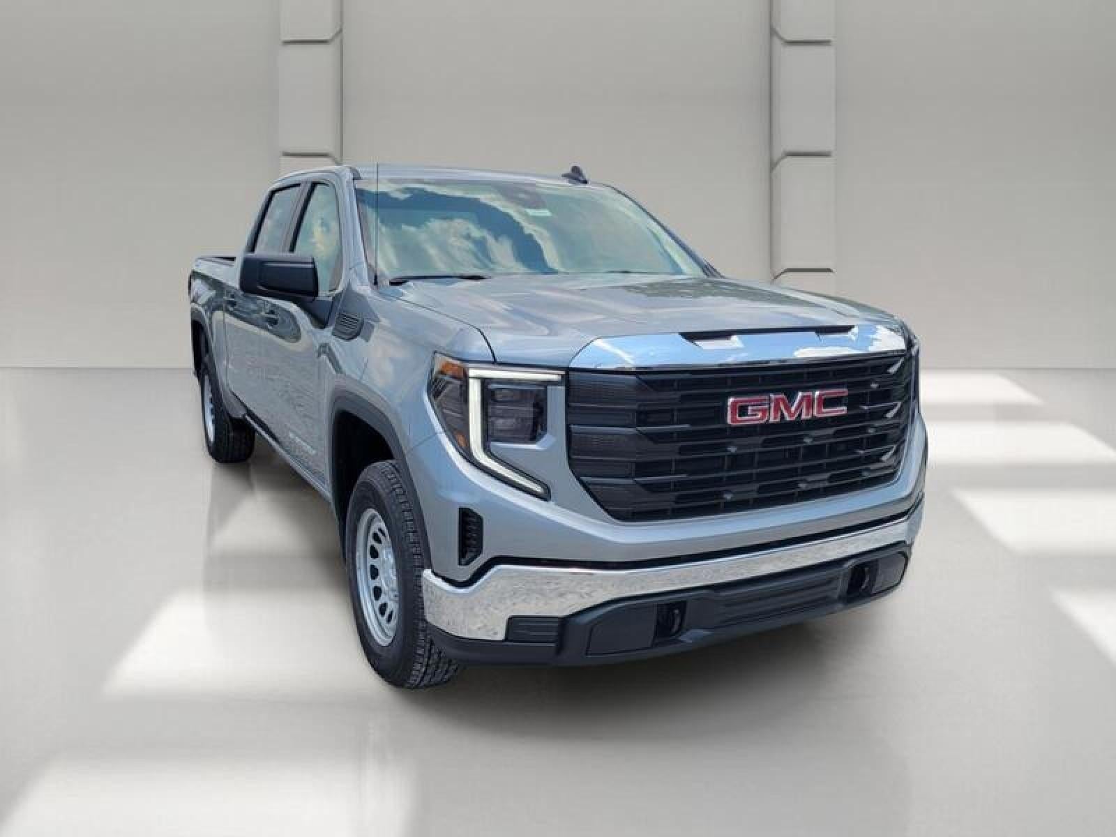 2026 GMC Sierra 1500 Crew Cab Short Box 4-Wheel Drive Pro