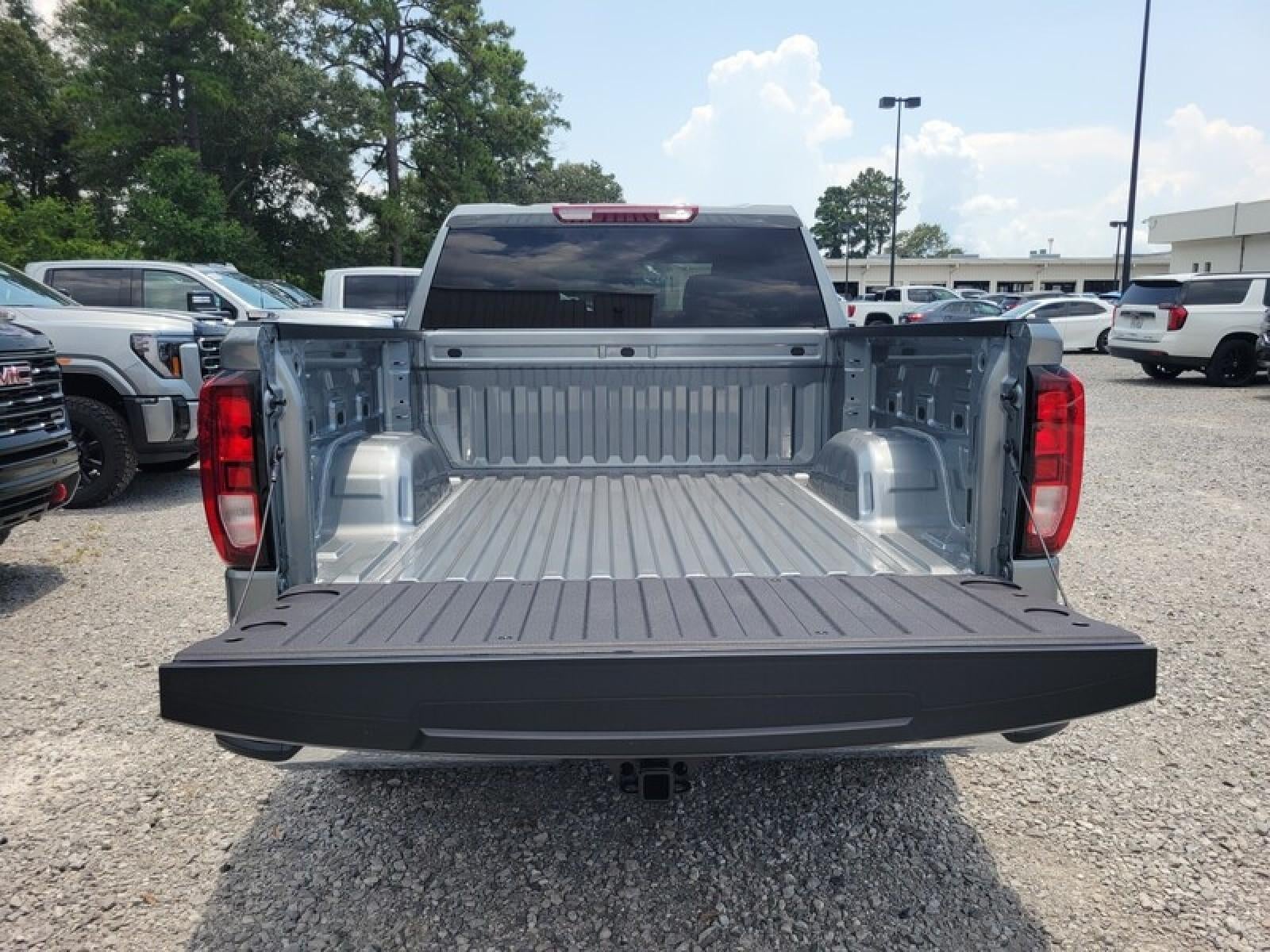 2026 GMC Sierra 1500 Crew Cab Short Box 4-Wheel Drive Pro