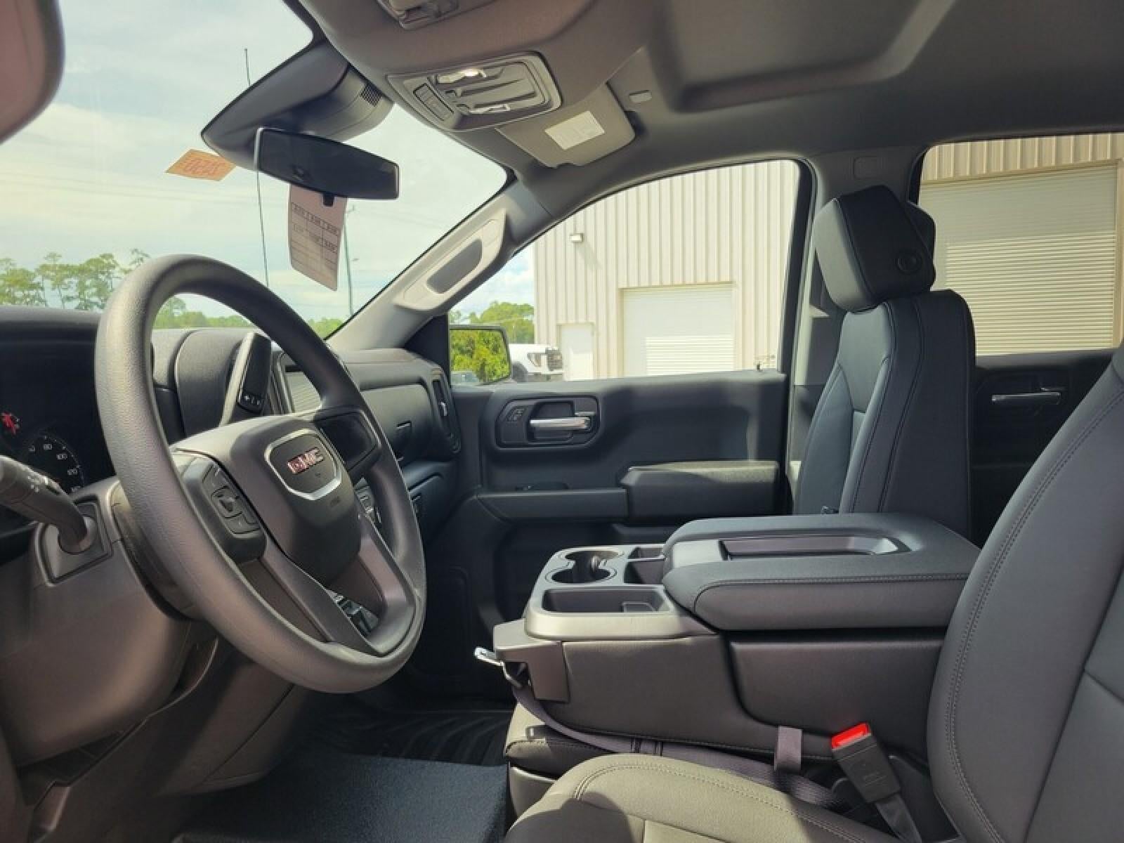 2026 GMC Sierra 1500 Crew Cab Short Box 4-Wheel Drive Pro