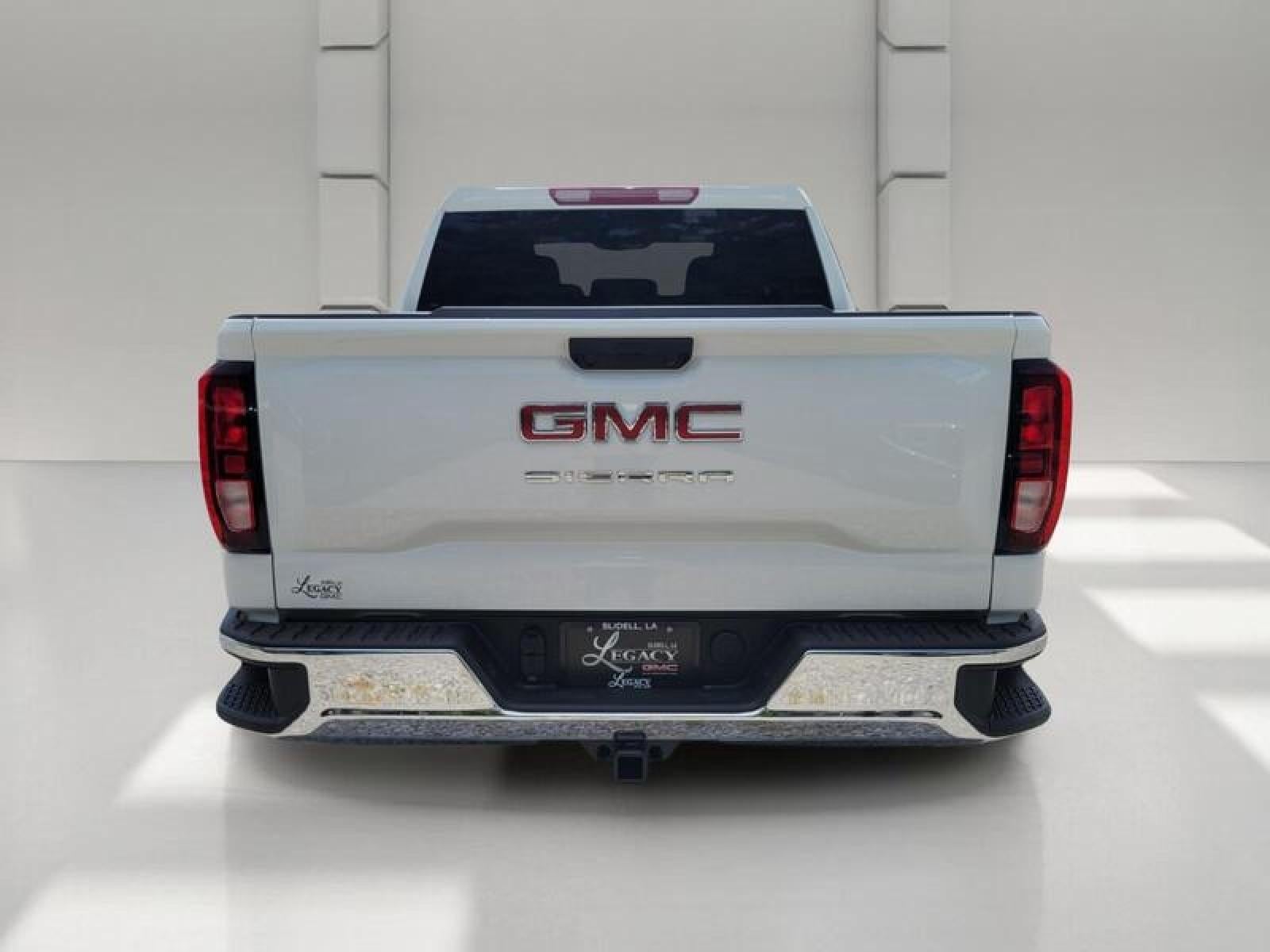 2026 GMC Sierra 1500 Crew Cab Short Box 4-Wheel Drive Pro