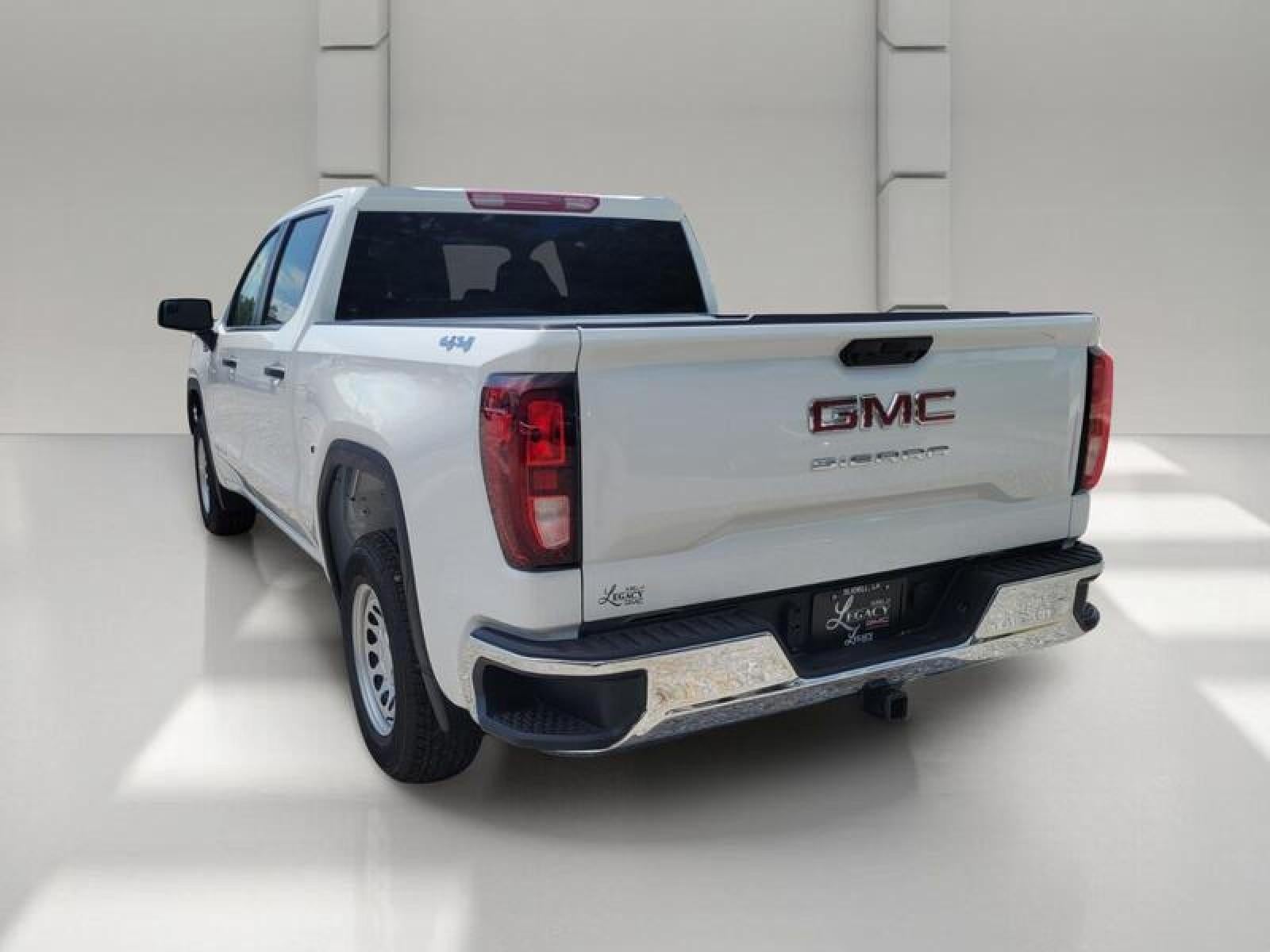 2026 GMC Sierra 1500 Crew Cab Short Box 4-Wheel Drive Pro
