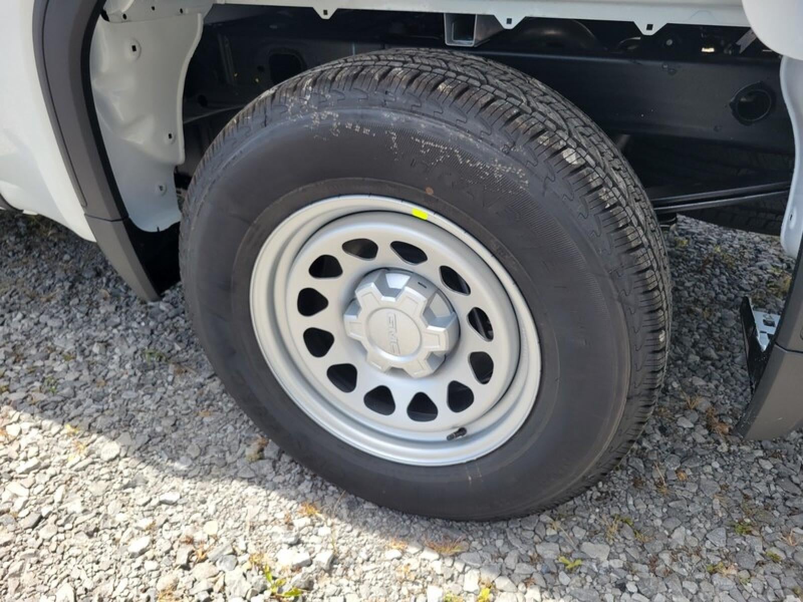 2026 GMC Sierra 1500 Crew Cab Short Box 4-Wheel Drive Pro