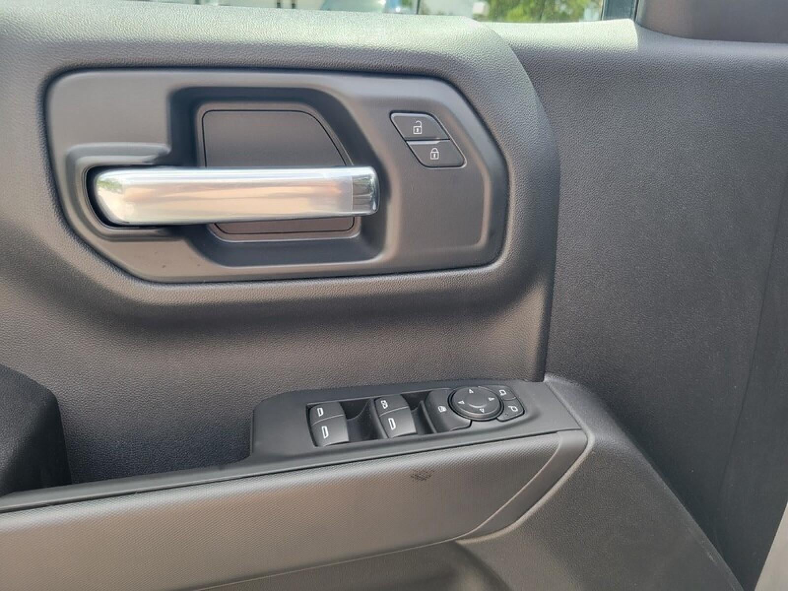 2026 GMC Sierra 1500 Crew Cab Short Box 4-Wheel Drive Pro