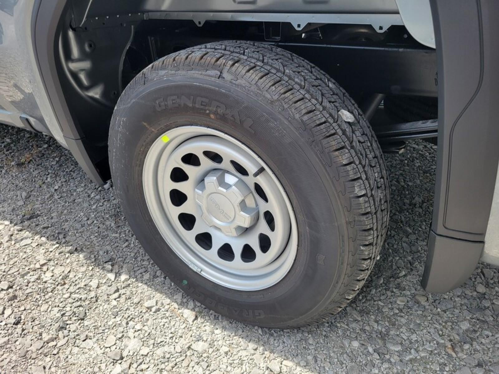 2026 GMC Sierra 1500 Crew Cab Short Box 4-Wheel Drive Pro