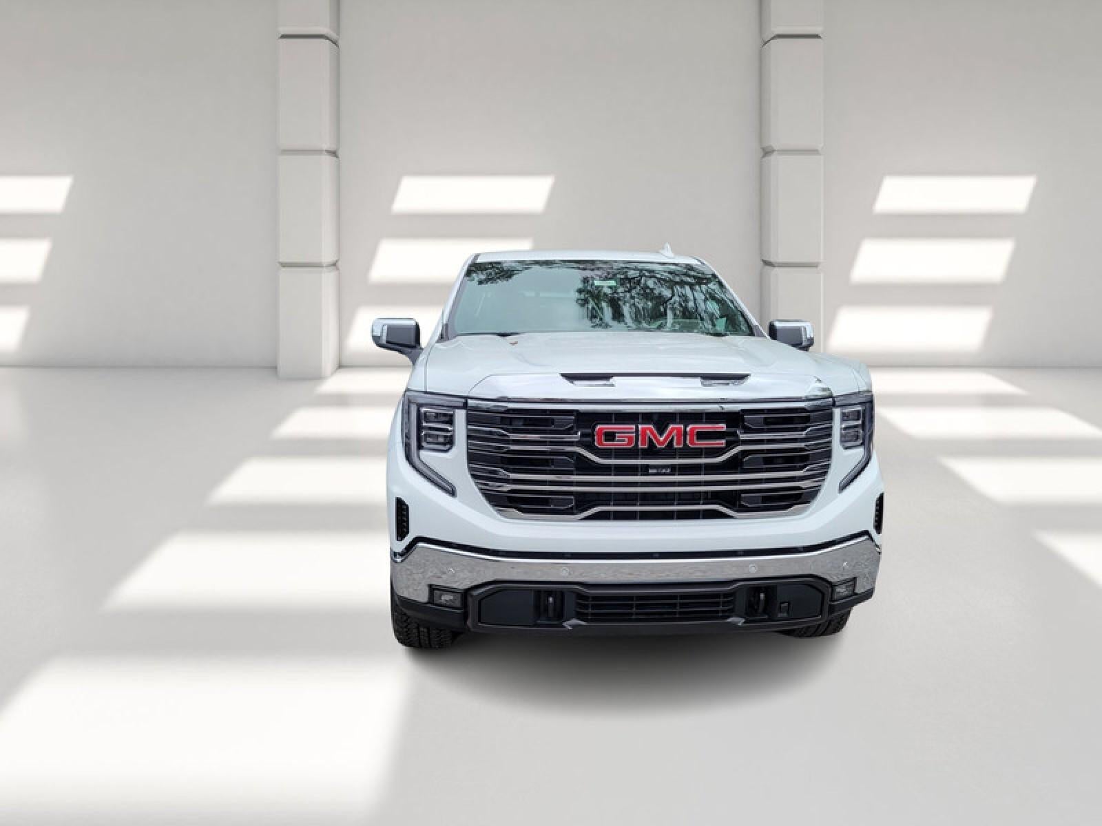 2026 GMC Sierra 1500 Crew Cab Short Box 4-Wheel Drive SLT