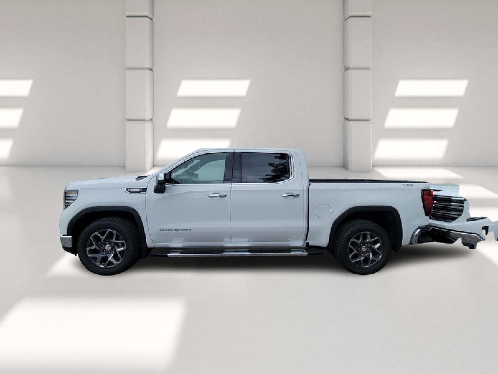 2026 GMC Sierra 1500 Crew Cab Short Box 4-Wheel Drive SLT