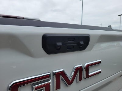 2026 GMC Sierra 1500 Crew Cab Short Box 4-Wheel Drive SLT