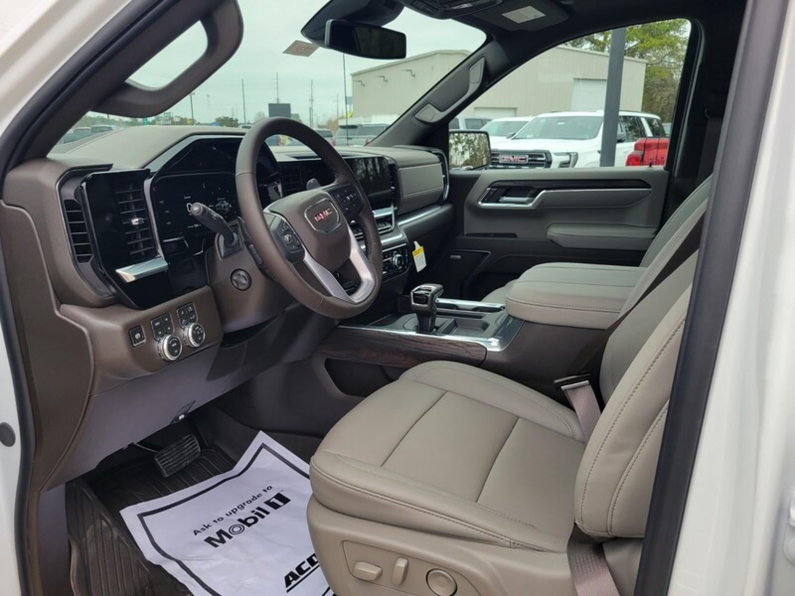 2026 GMC Sierra 1500 Crew Cab Short Box 4-Wheel Drive SLT