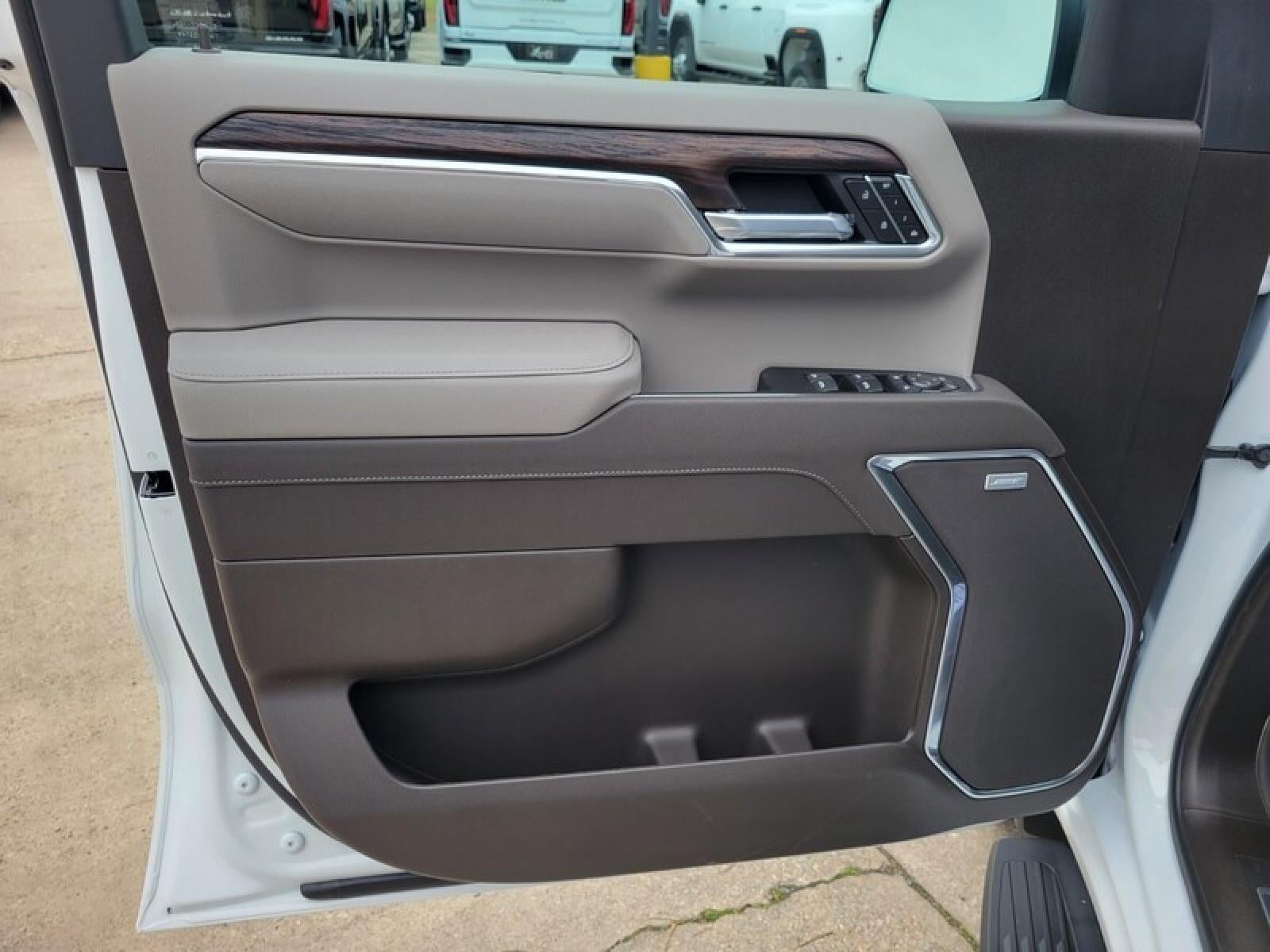 2026 GMC Sierra 1500 Crew Cab Short Box 4-Wheel Drive SLT