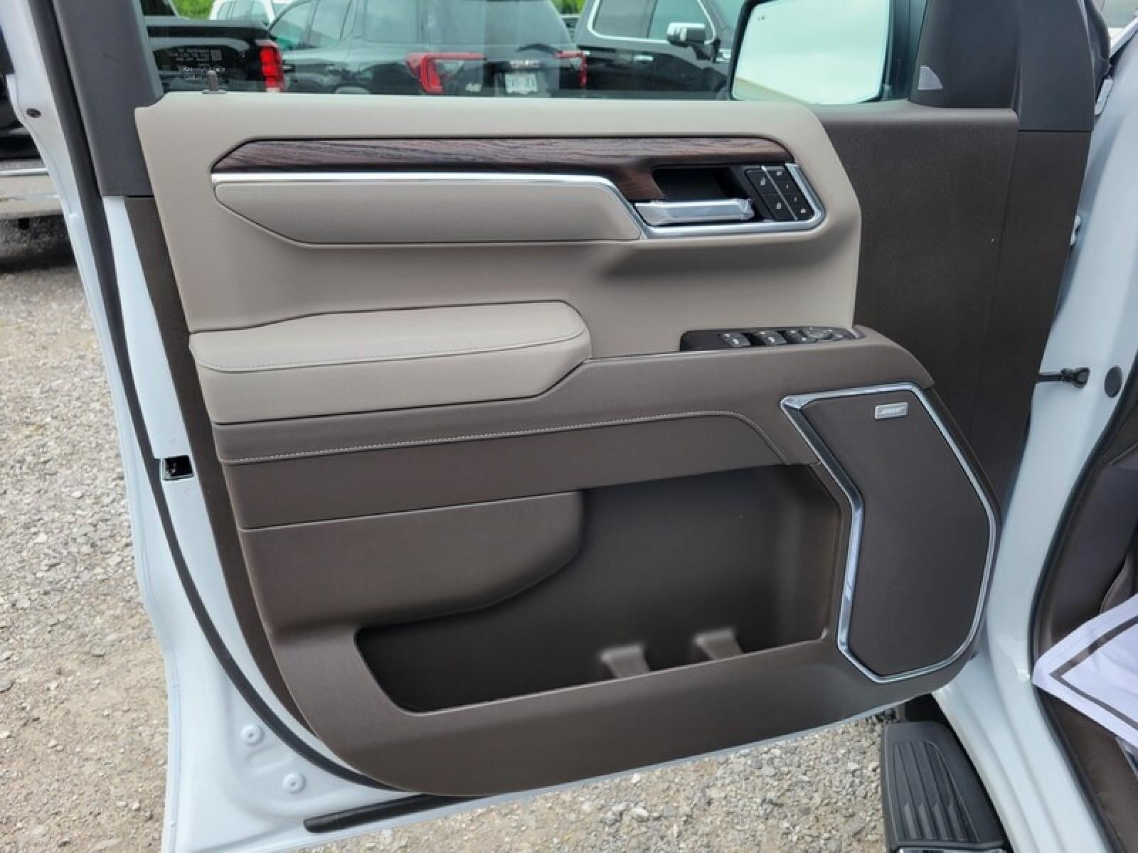 2026 GMC Sierra 1500 Crew Cab Short Box 4-Wheel Drive SLT