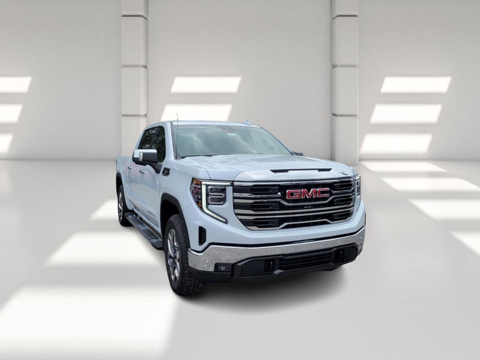 2026 GMC Sierra 1500 Crew Cab Short Box 4-Wheel Drive SLT