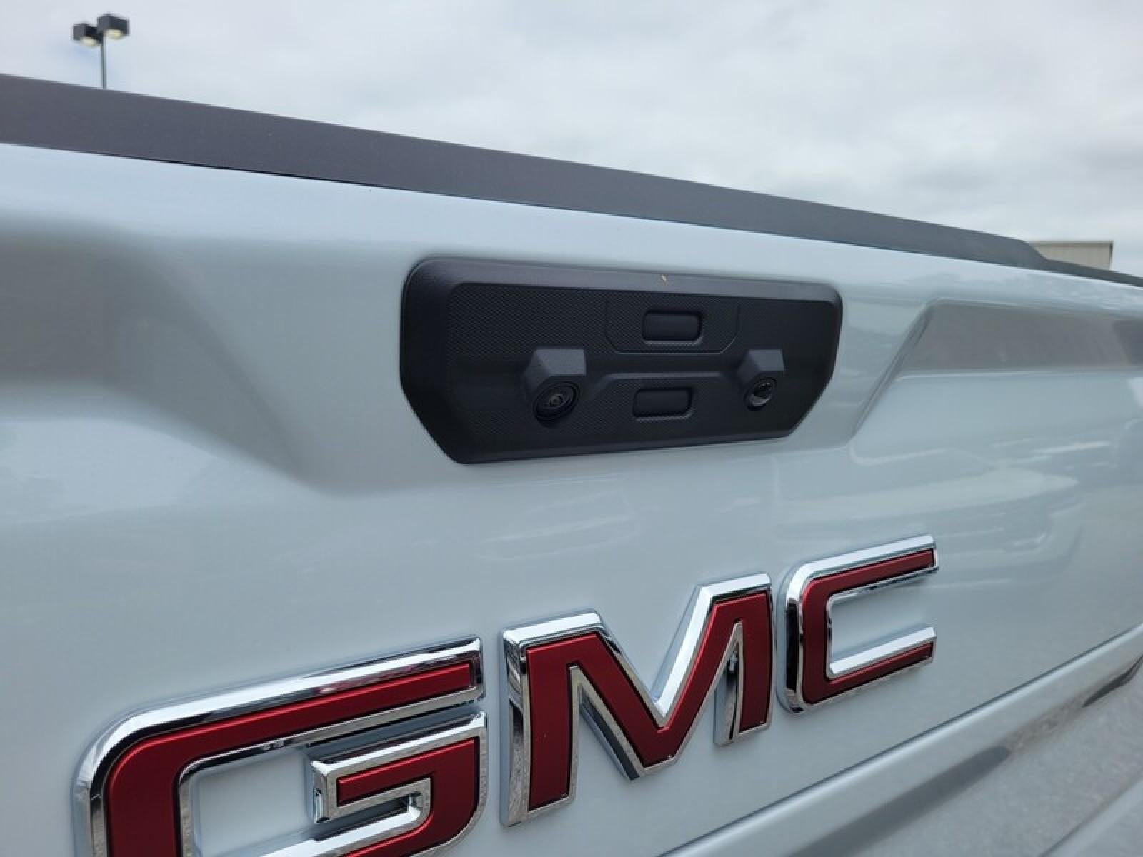 2026 GMC Sierra 1500 Crew Cab Short Box 4-Wheel Drive SLT