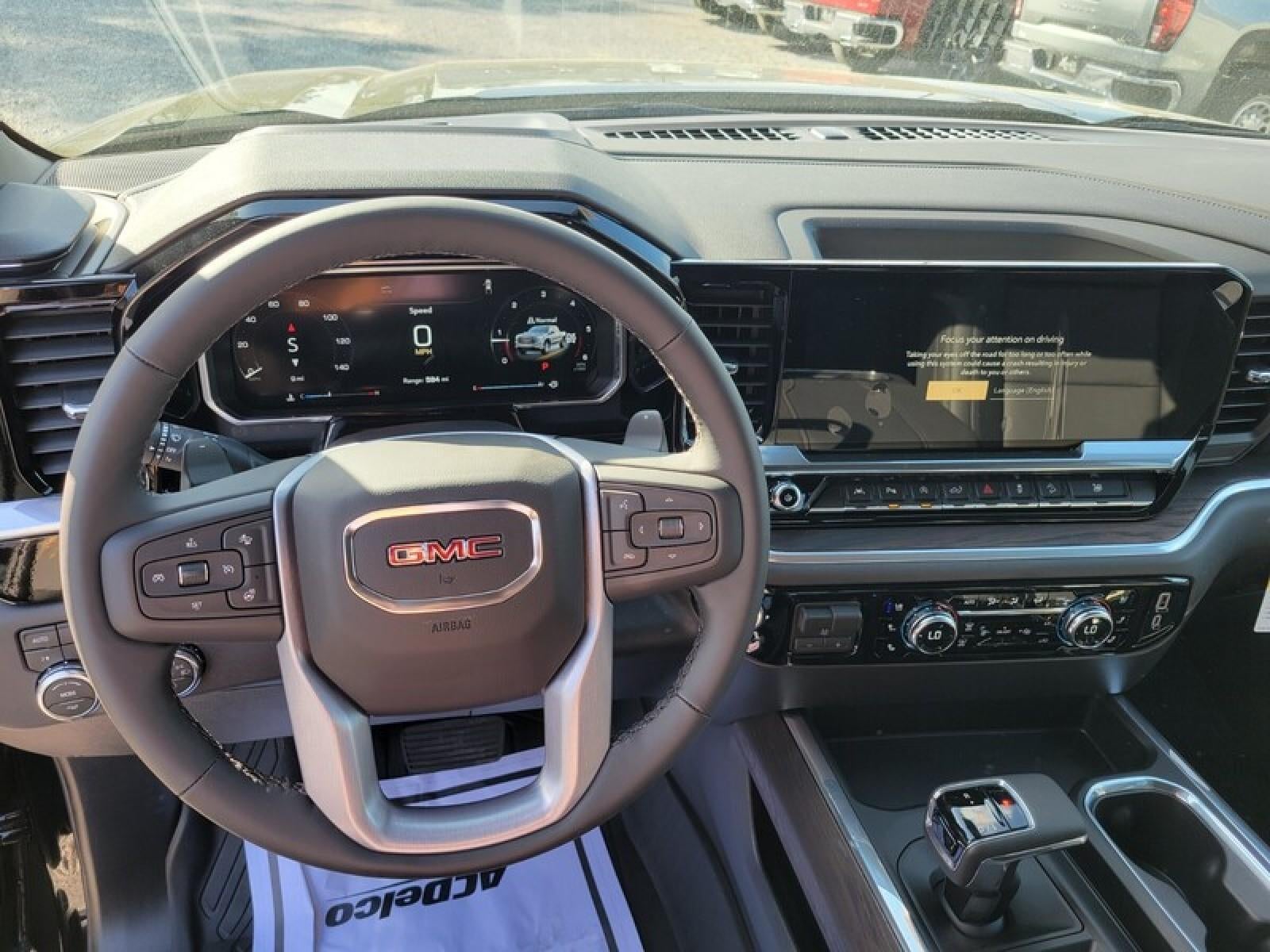 2026 GMC Sierra 1500 Crew Cab Short Box 4-Wheel Drive SLT