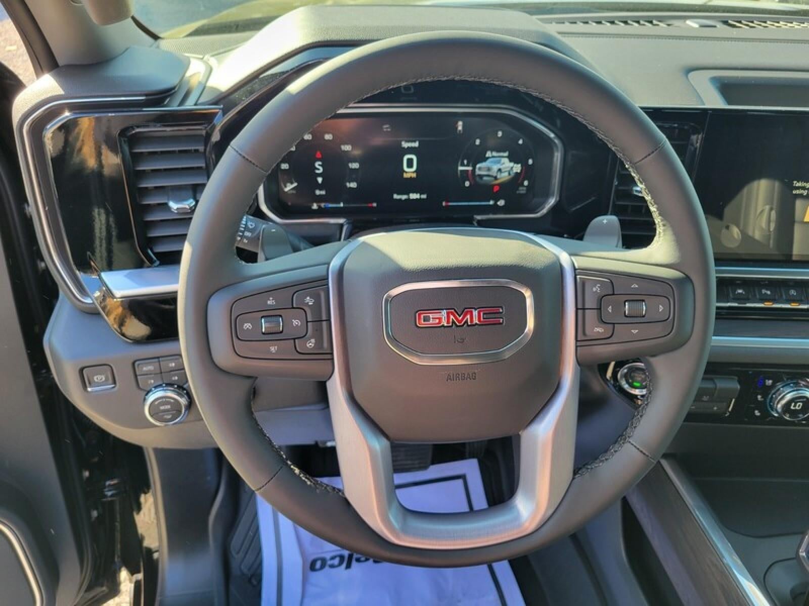 2026 GMC Sierra 1500 Crew Cab Short Box 4-Wheel Drive SLT