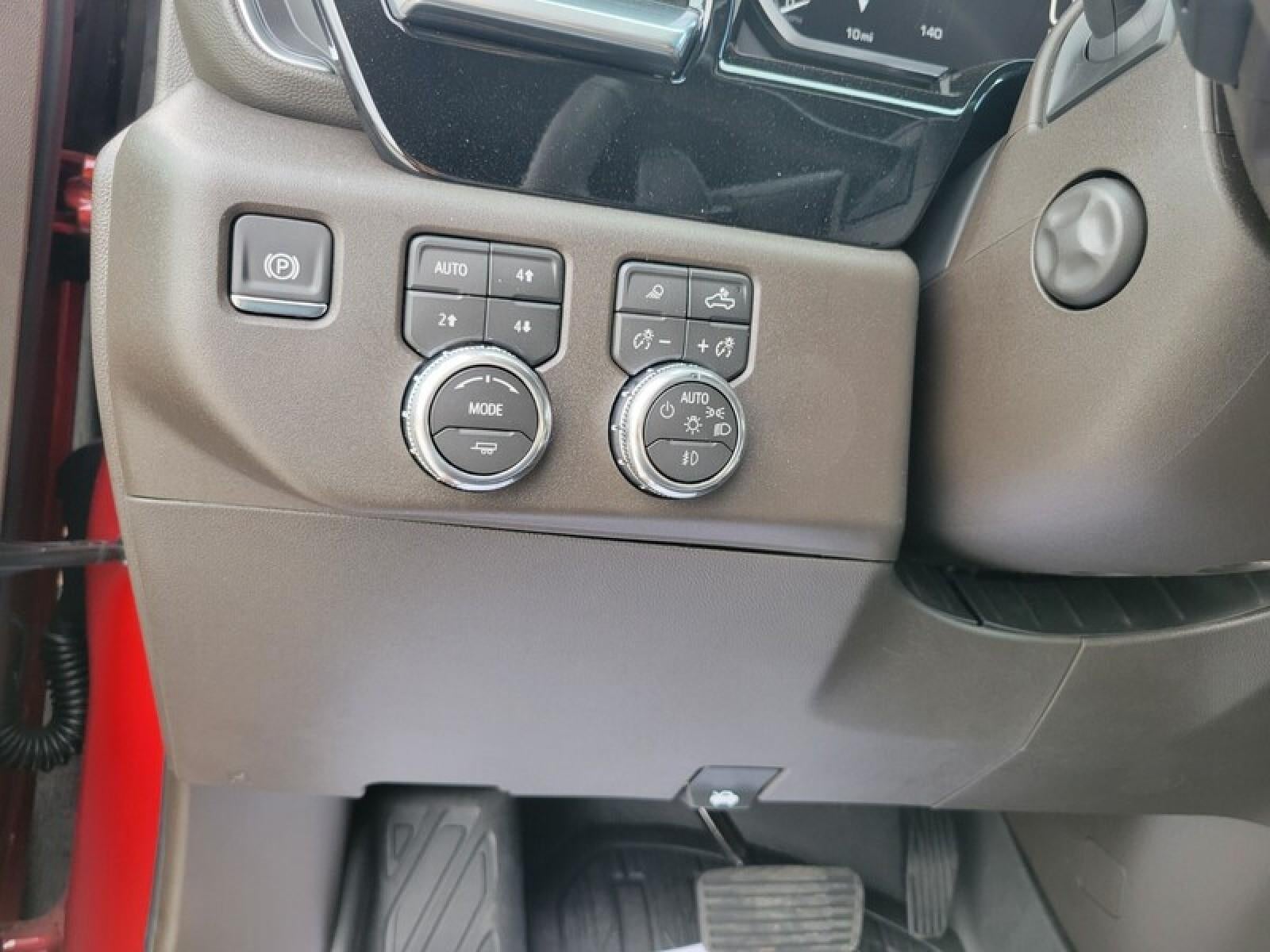 2026 GMC Sierra 1500 Crew Cab Short Box 4-Wheel Drive SLT
