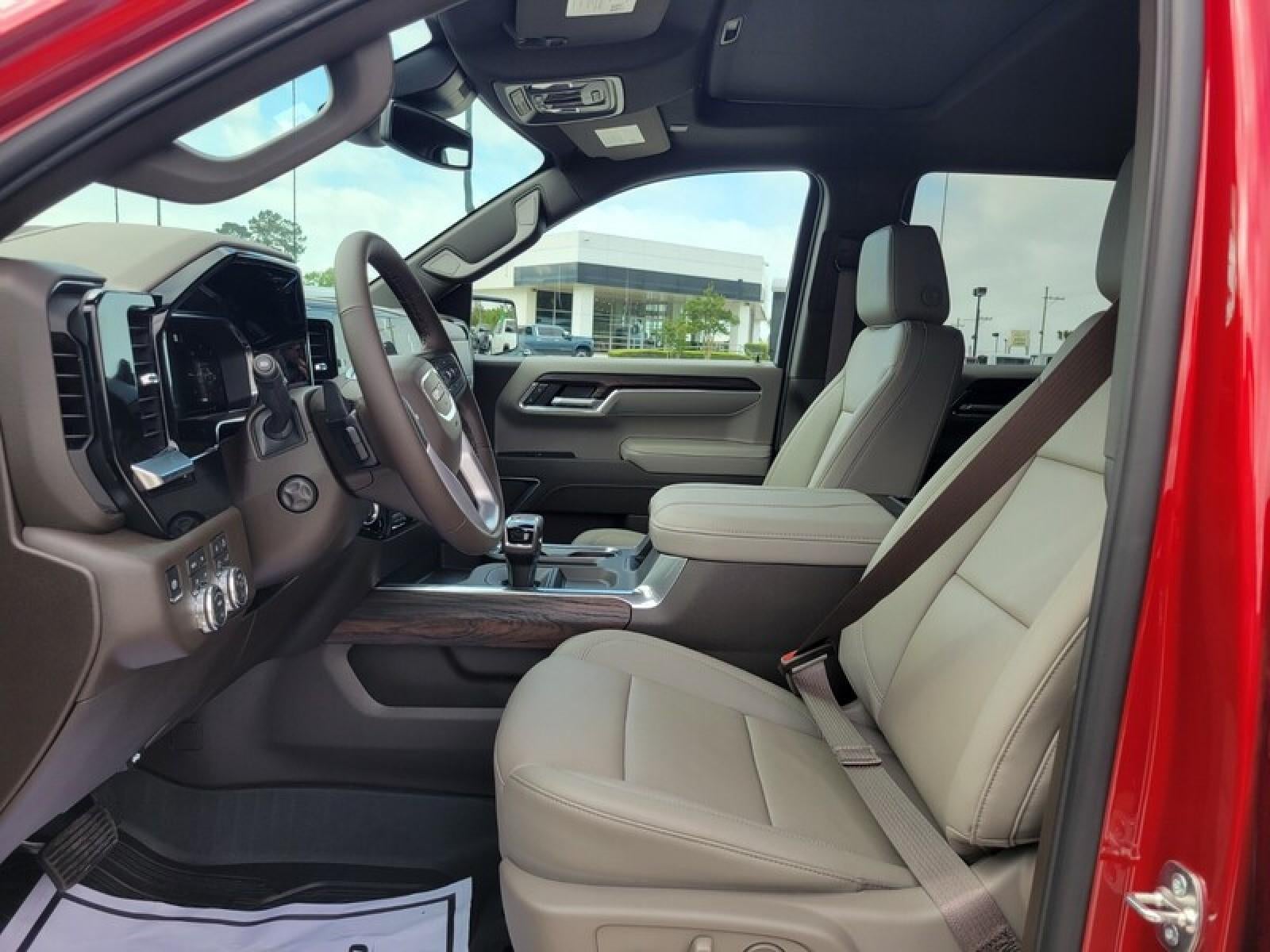 2026 GMC Sierra 1500 Crew Cab Short Box 4-Wheel Drive SLT