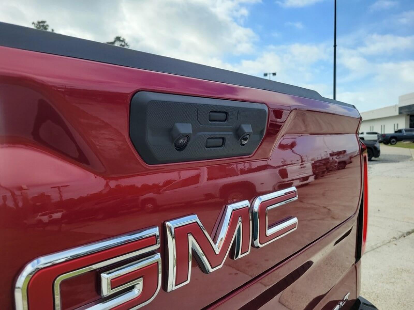 2026 GMC Sierra 1500 Crew Cab Short Box 4-Wheel Drive SLT