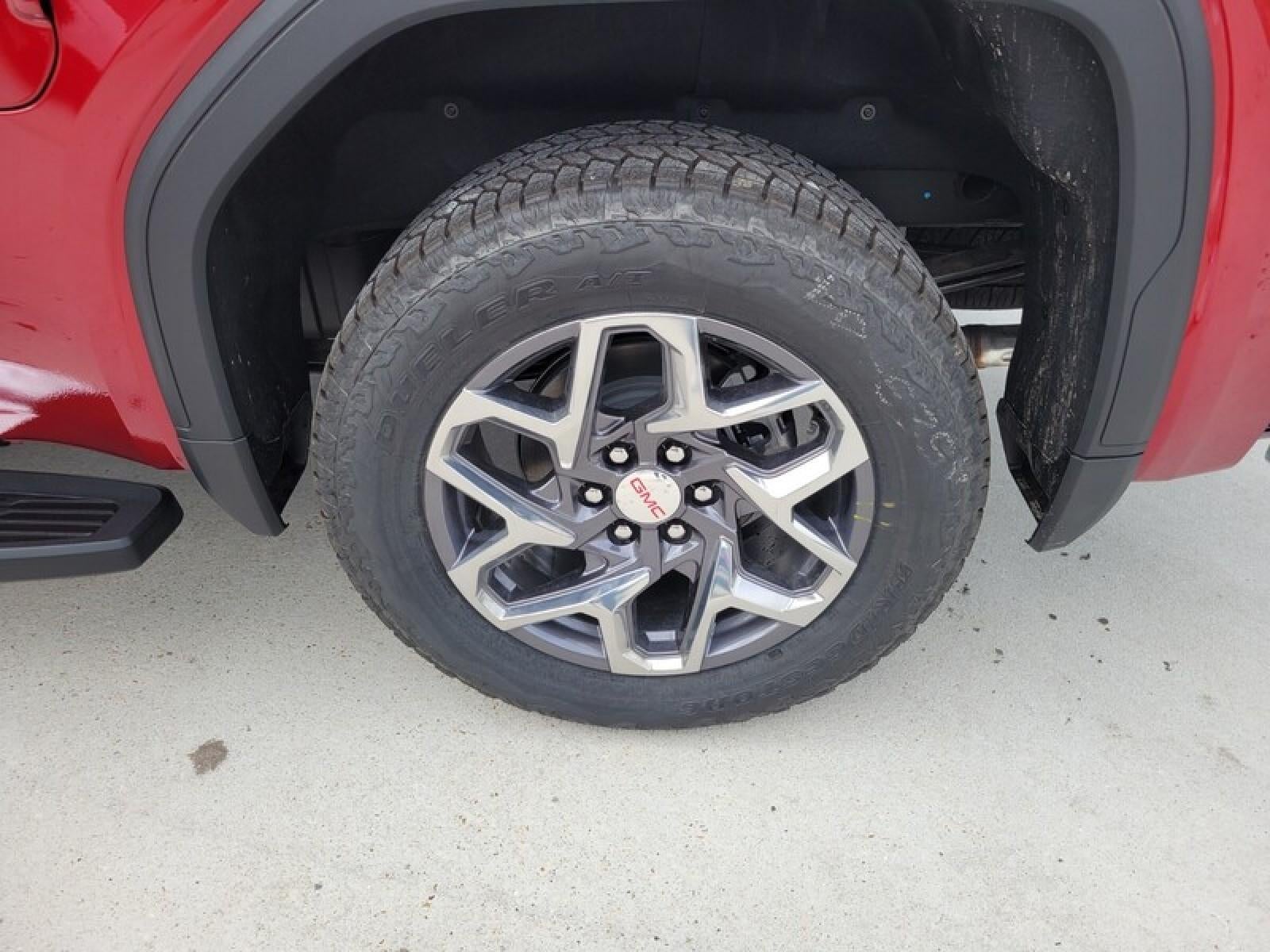 2026 GMC Sierra 1500 Crew Cab Short Box 4-Wheel Drive SLT