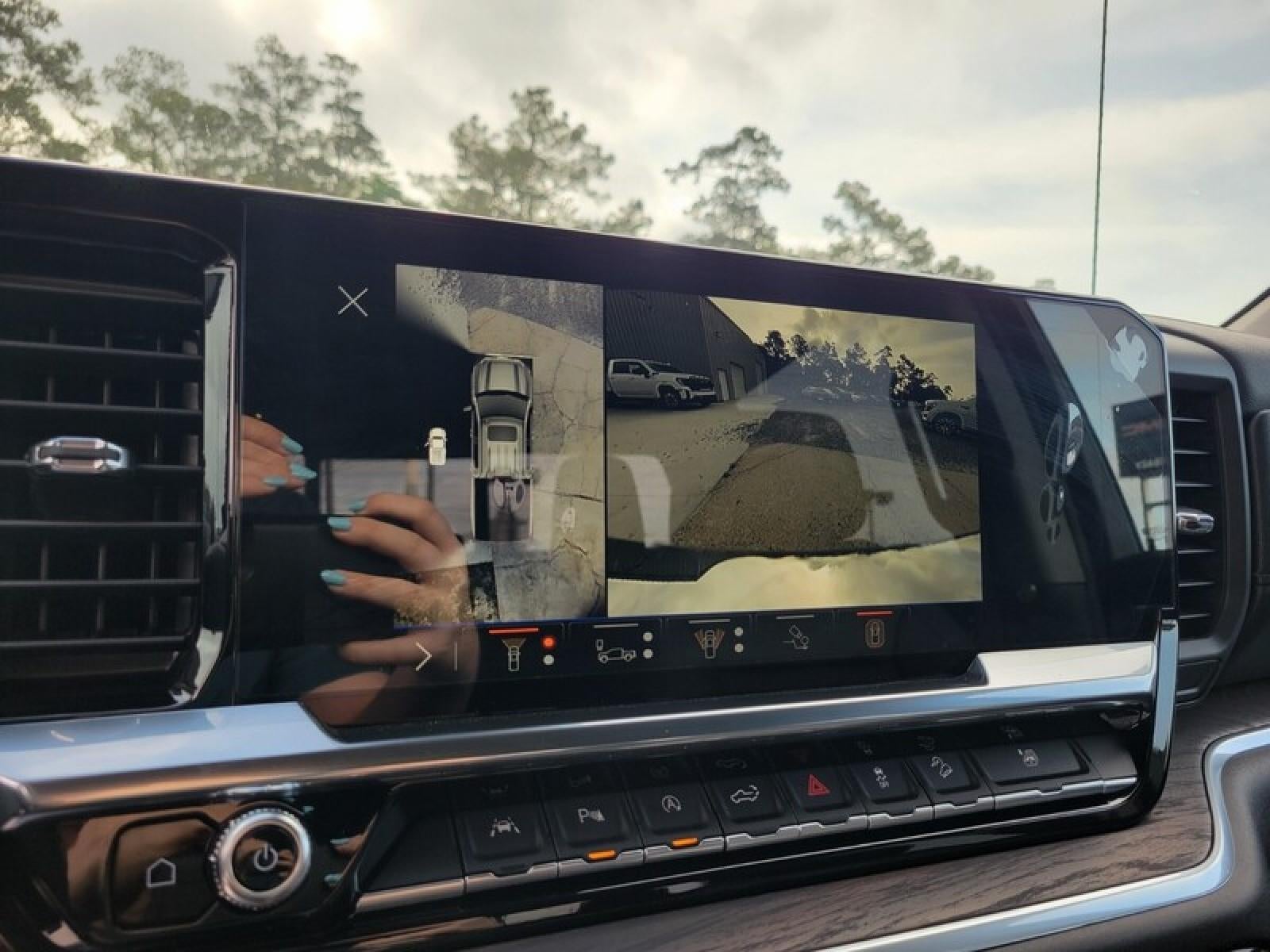 2026 GMC Sierra 1500 Crew Cab Short Box 4-Wheel Drive SLT