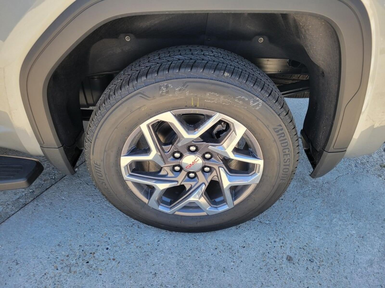 2026 GMC Sierra 1500 Crew Cab Short Box 4-Wheel Drive SLT
