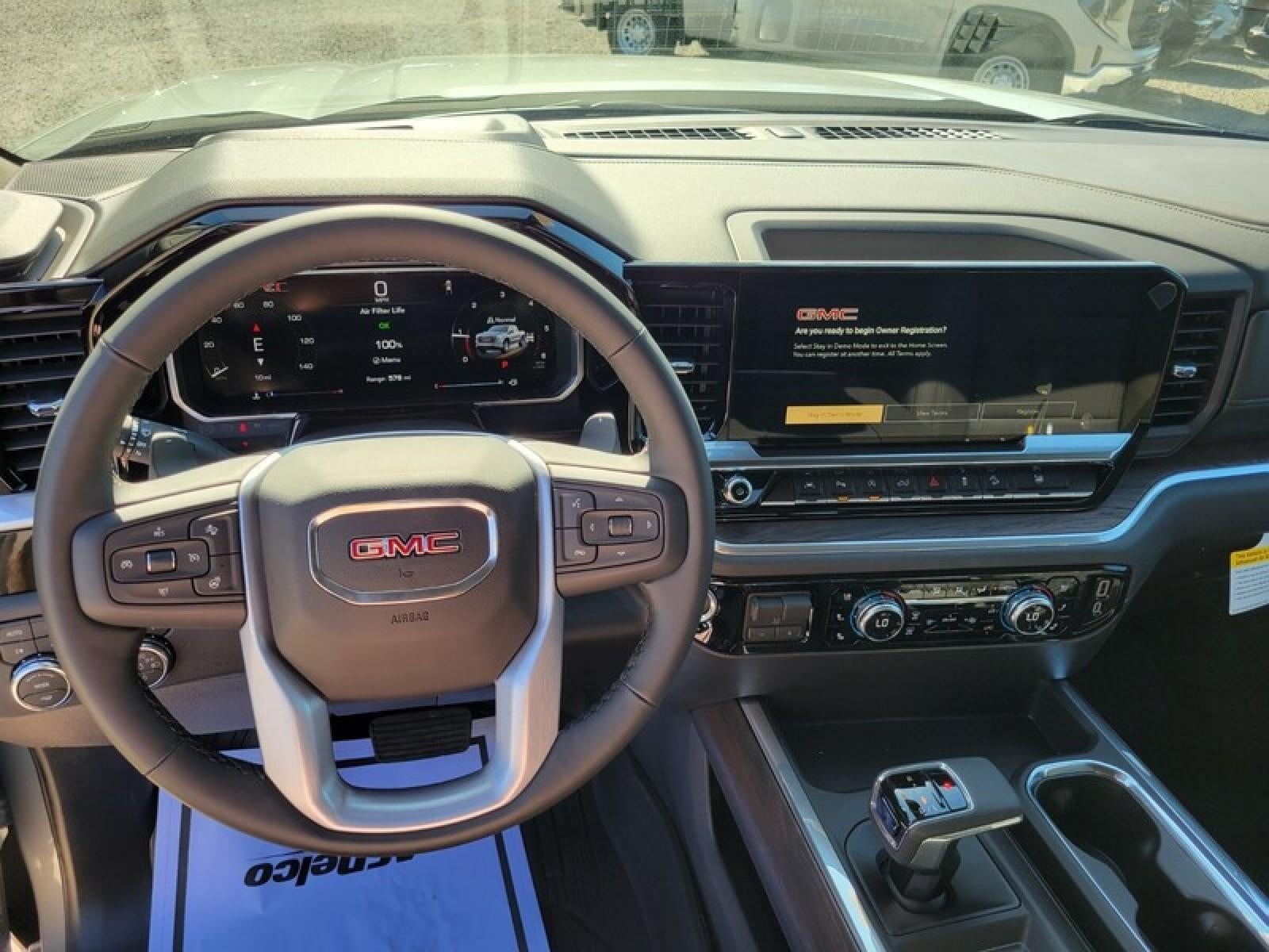 2026 GMC Sierra 1500 Crew Cab Short Box 4-Wheel Drive SLT