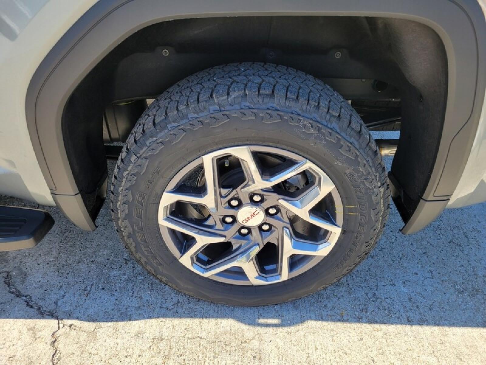 2026 GMC Sierra 1500 Crew Cab Short Box 4-Wheel Drive SLT