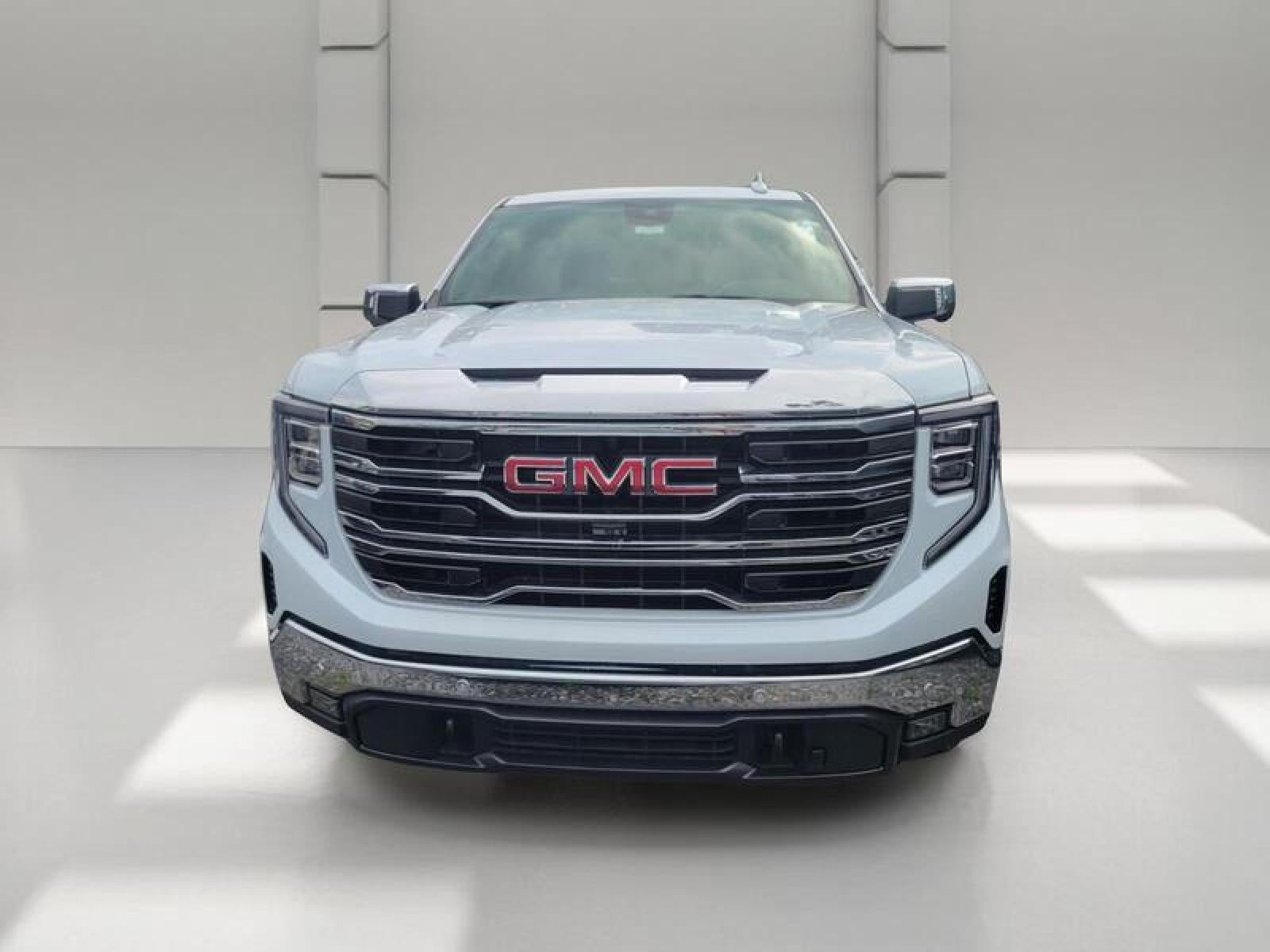2026 GMC Sierra 1500 Crew Cab Short Box 4-Wheel Drive SLT