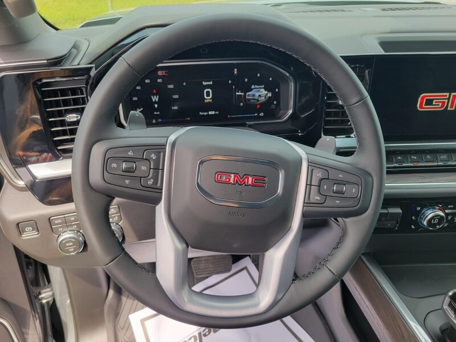 2026 GMC Sierra 1500 Crew Cab Short Box 4-Wheel Drive SLT