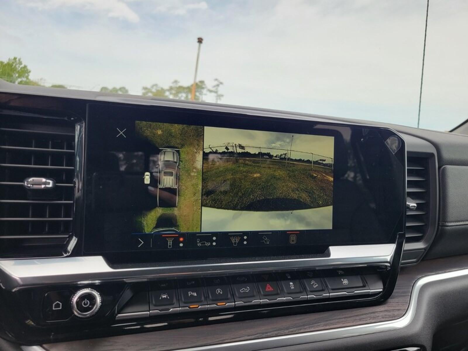 2026 GMC Sierra 1500 Crew Cab Short Box 4-Wheel Drive SLT