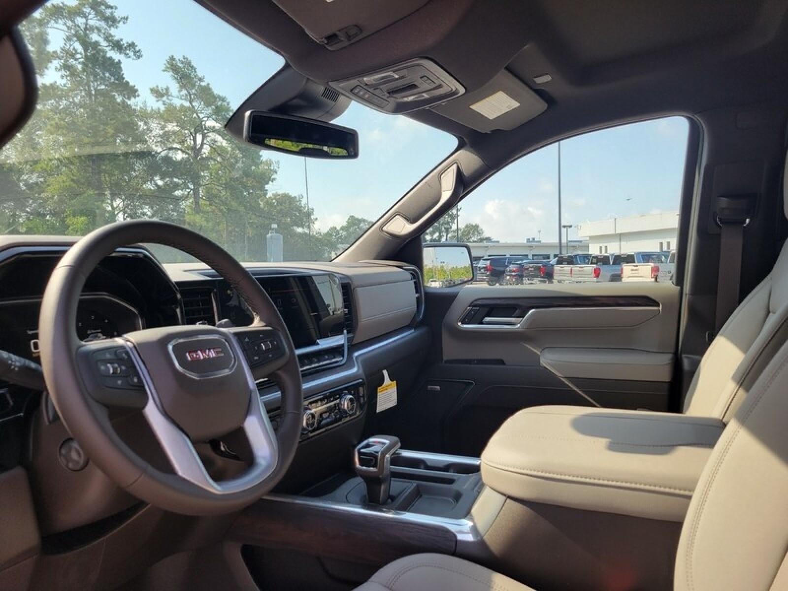 2026 GMC Sierra 1500 Crew Cab Short Box 4-Wheel Drive SLT
