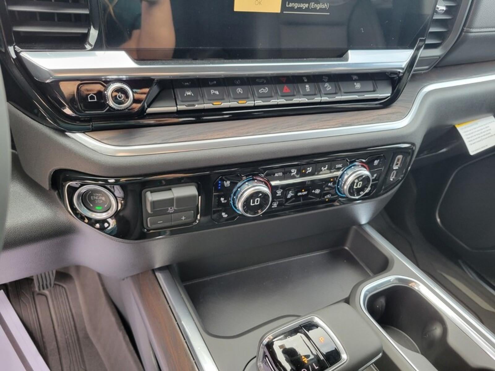 2026 GMC Sierra 1500 Crew Cab Short Box 4-Wheel Drive SLT