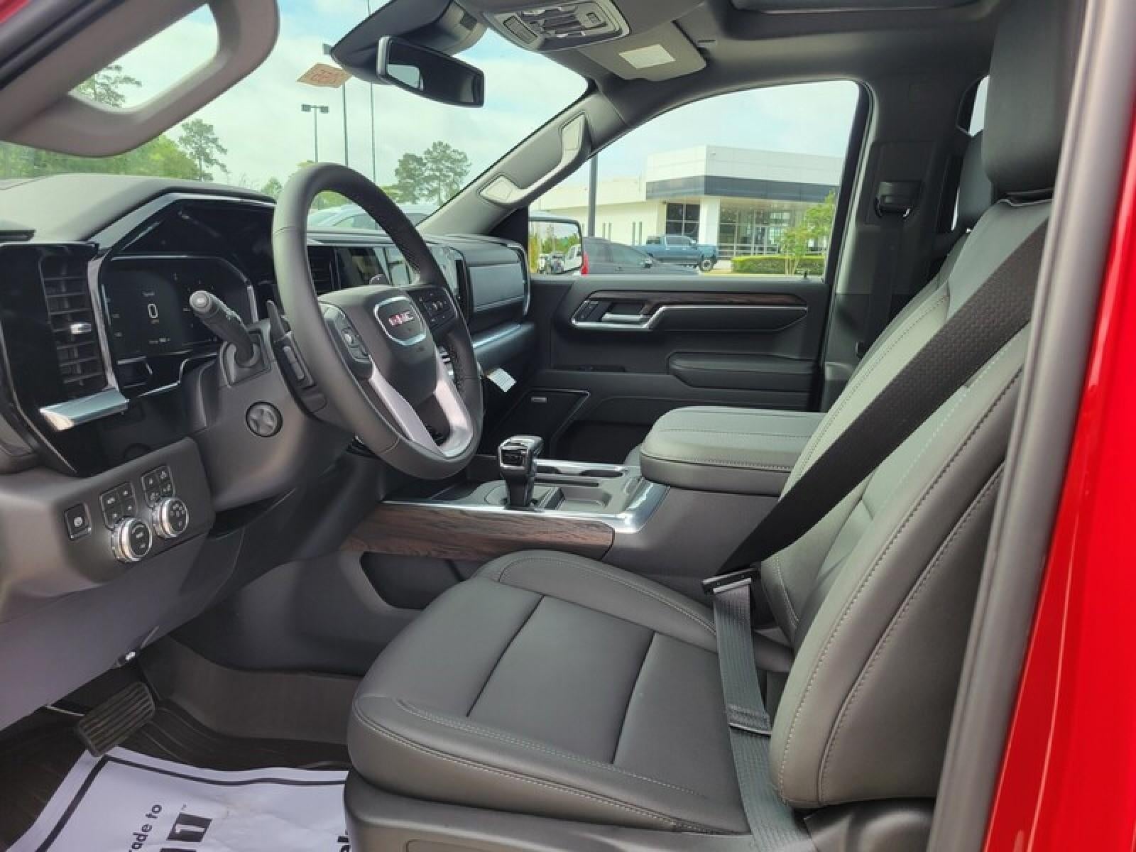 2026 GMC Sierra 1500 Crew Cab Short Box 4-Wheel Drive SLT