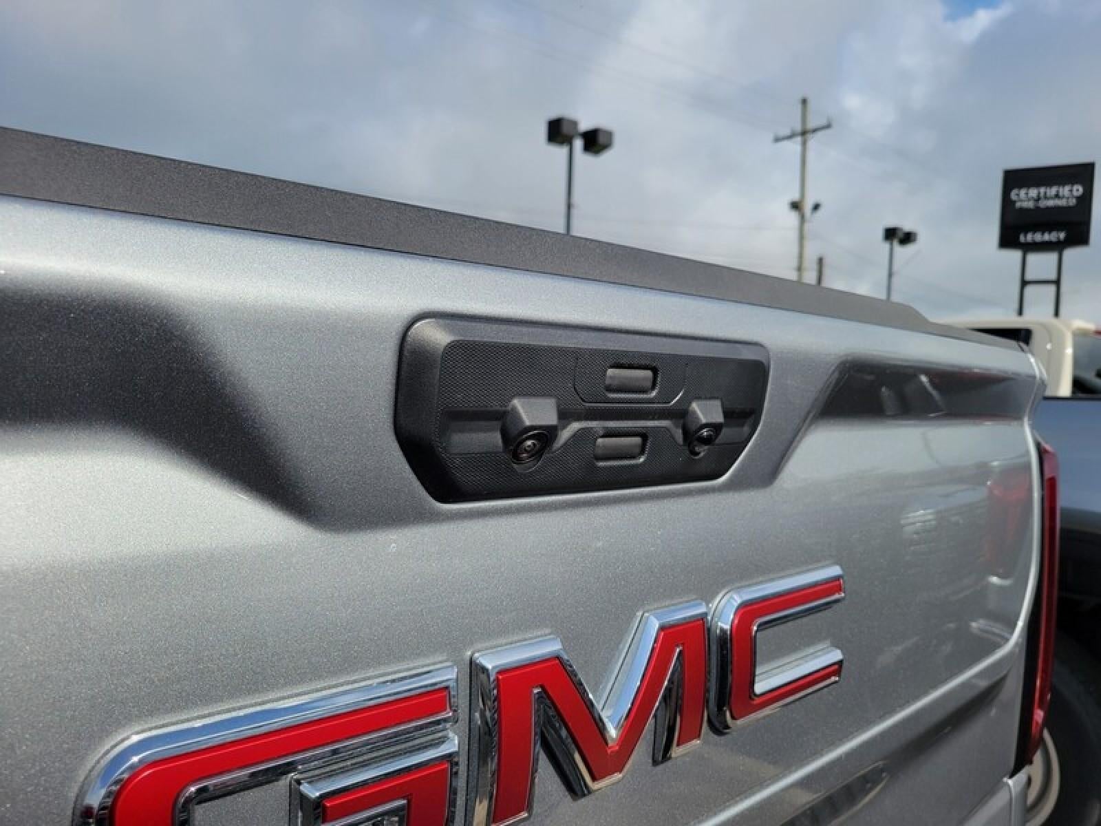 2026 GMC Sierra 1500 Crew Cab Short Box 4-Wheel Drive SLT