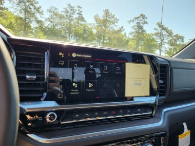 2026 GMC Sierra 1500 Crew Cab Short Box 4-Wheel Drive SLT