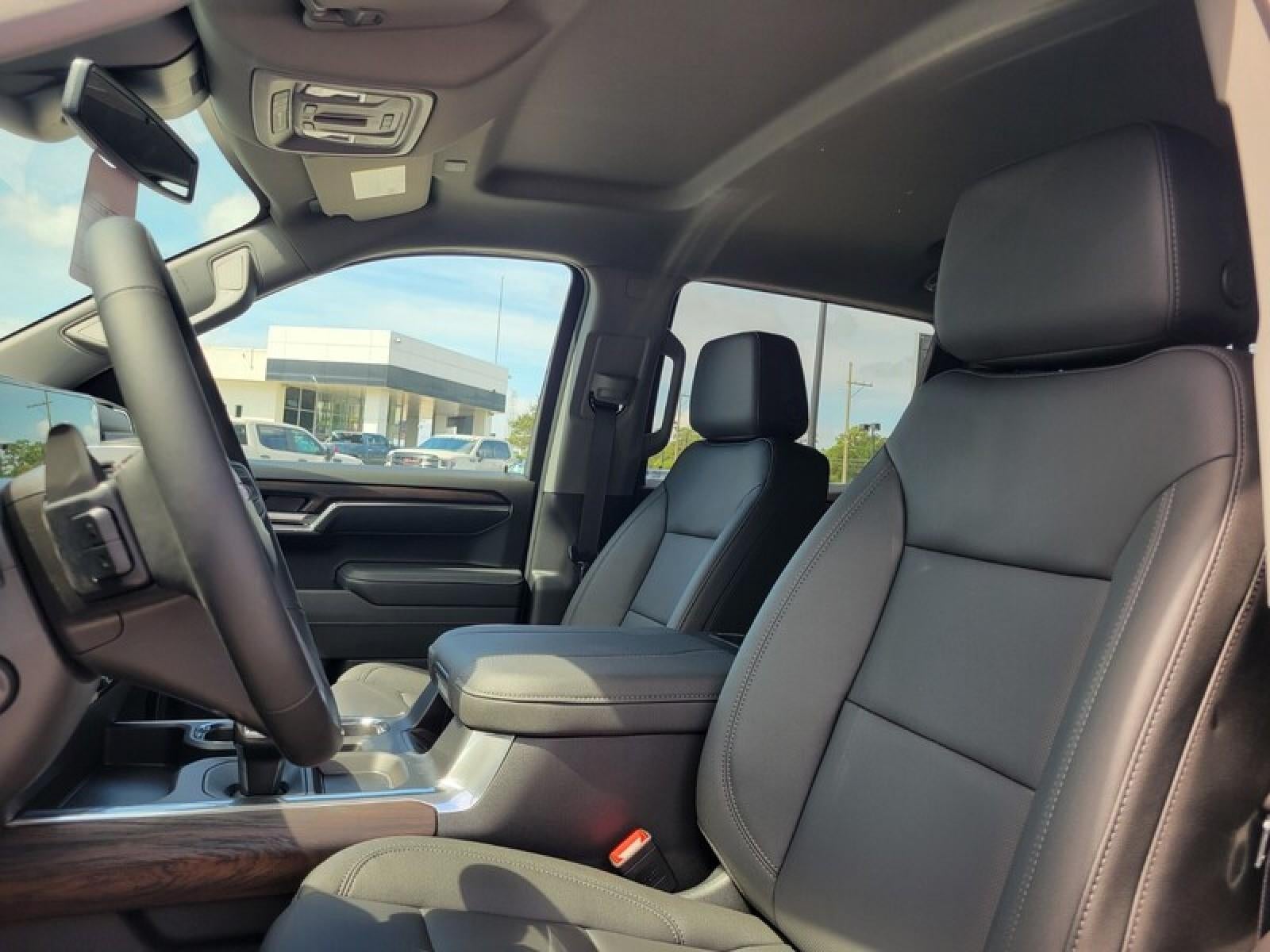 2026 GMC Sierra 1500 Crew Cab Short Box 4-Wheel Drive SLT