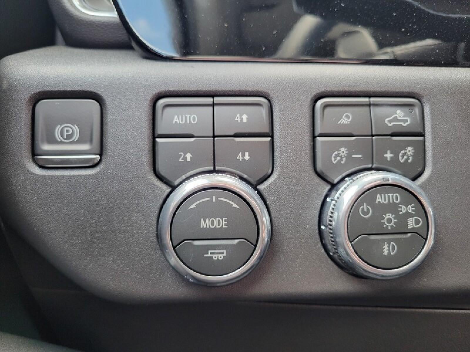 2026 GMC Sierra 1500 Crew Cab Short Box 4-Wheel Drive SLT