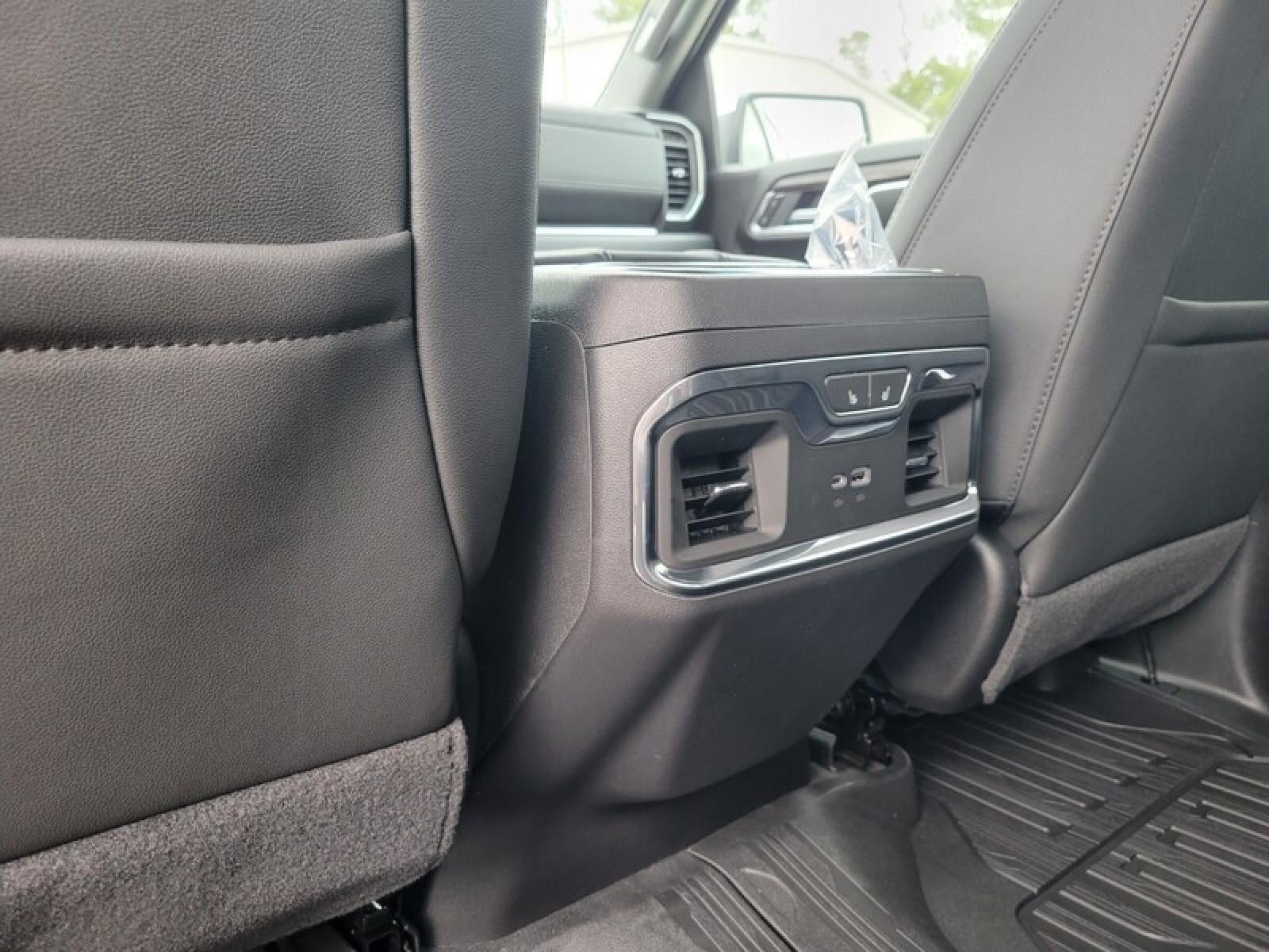 2026 GMC Sierra 1500 Crew Cab Short Box 4-Wheel Drive SLT